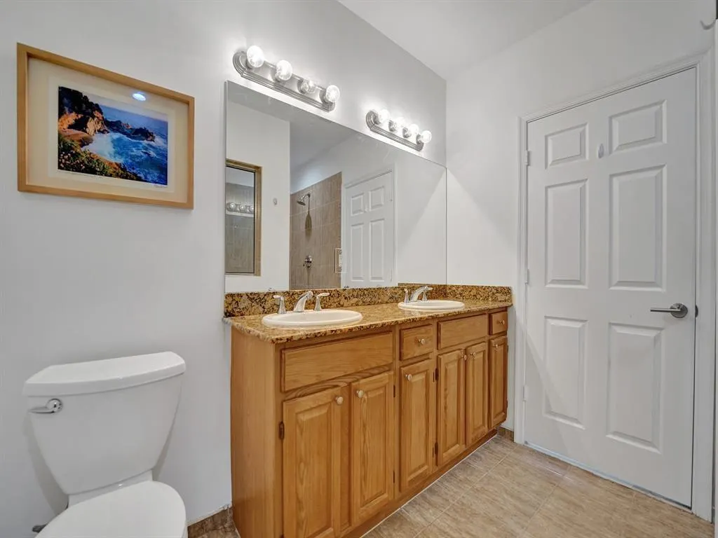 703 SE 16th Ct
