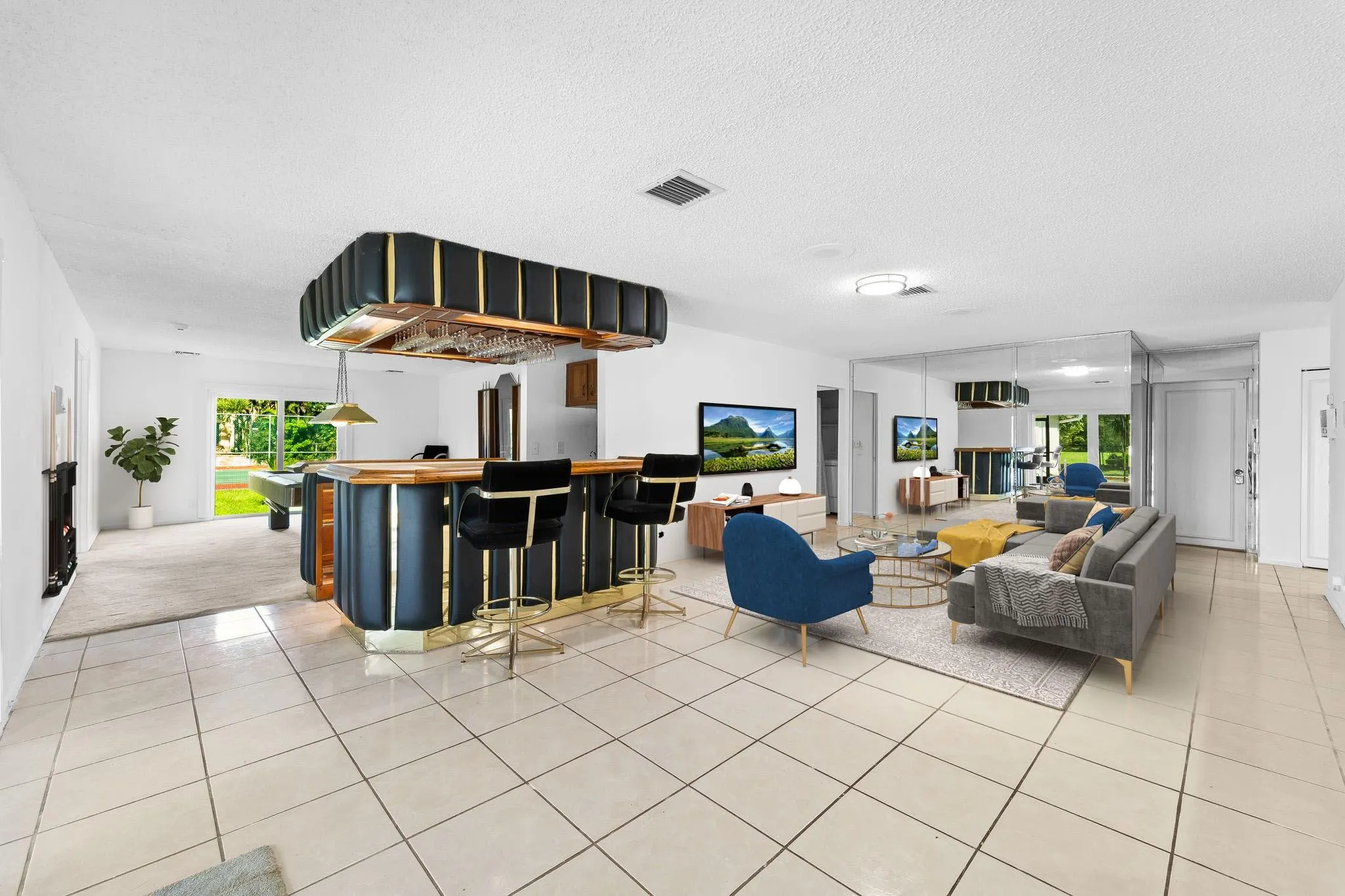 4180 NW 101st Dr