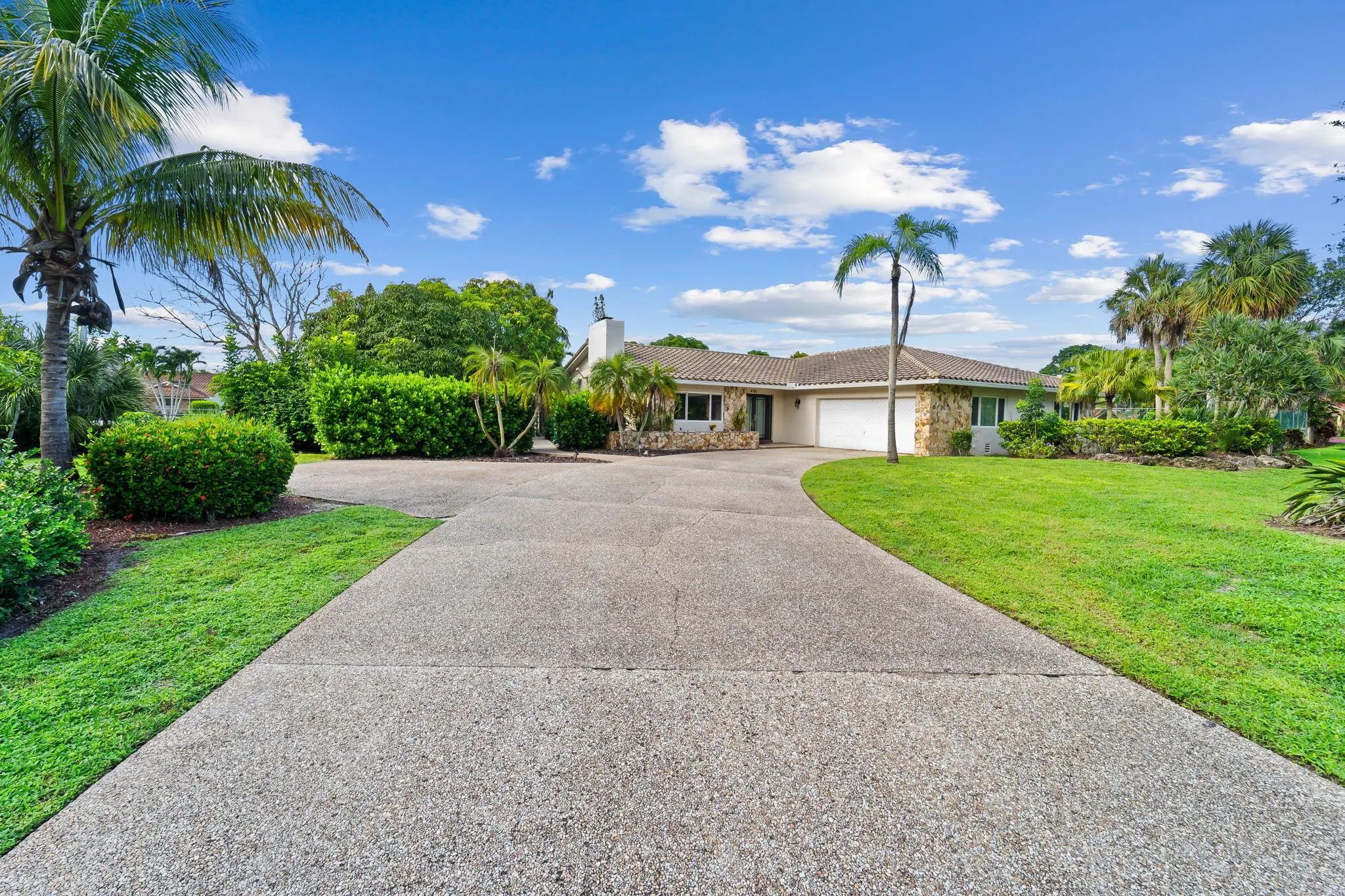 4180 NW 101st Dr