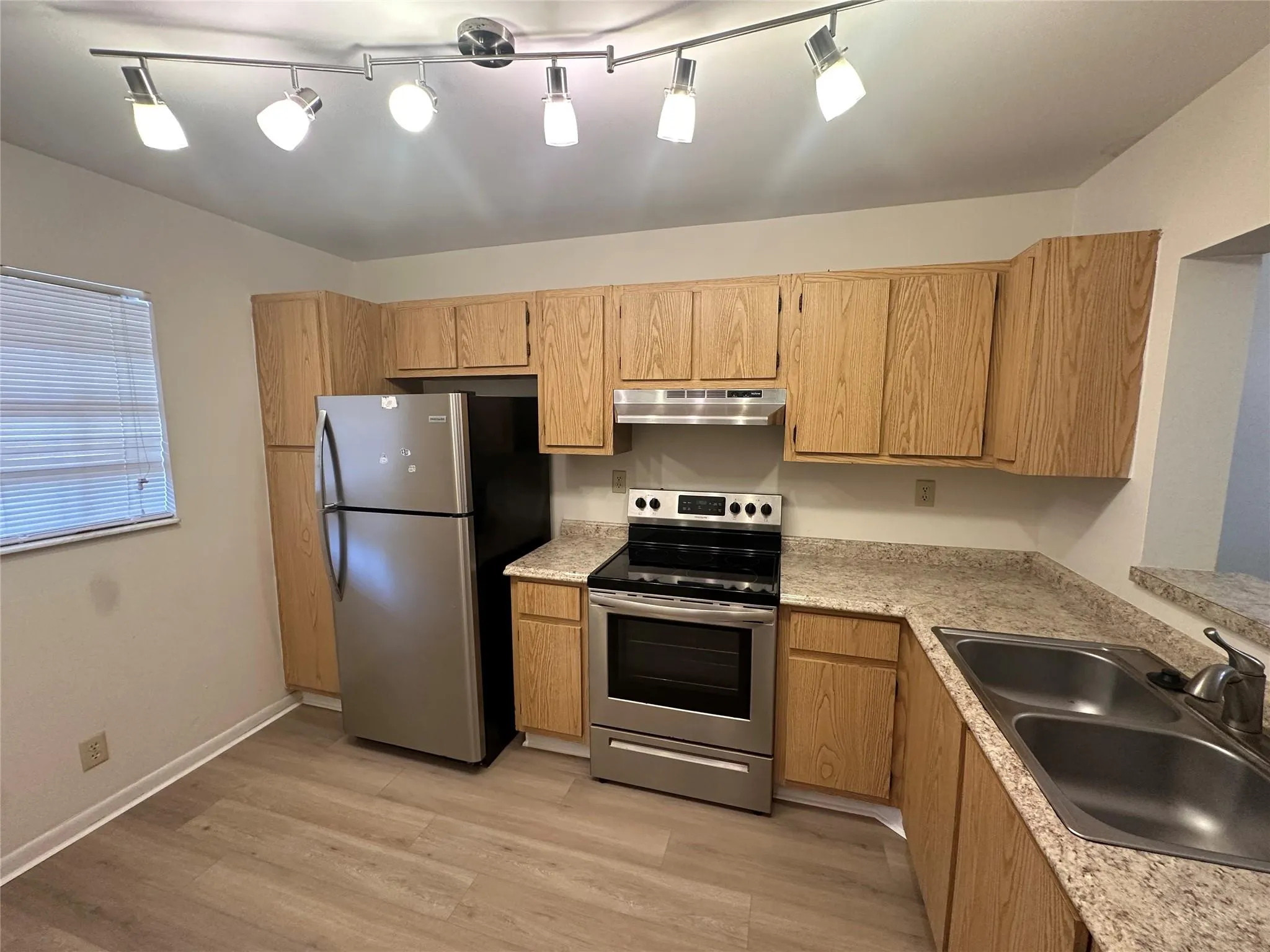 3034 Coral Springs Dr, #202
