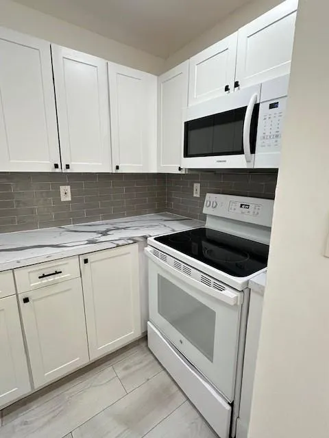 4265 NW South Tamiami Canal Dr, #1-104