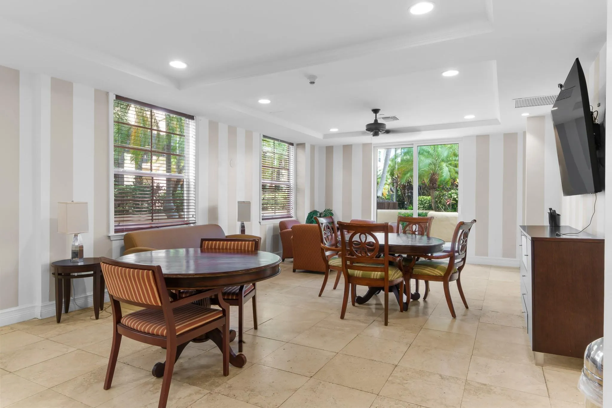 520 SE 5th Ave, #2209