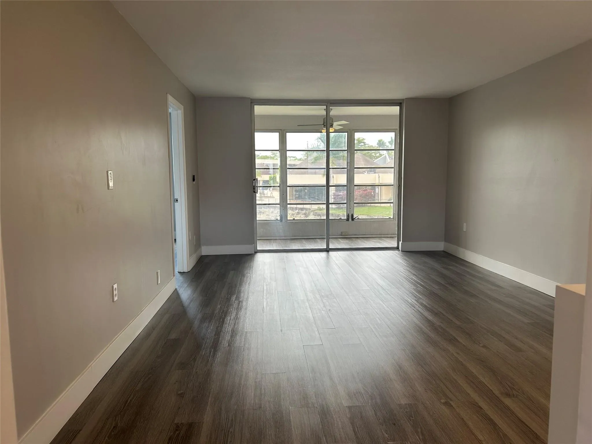 8080 N Sunrise Lakes Dr, #209