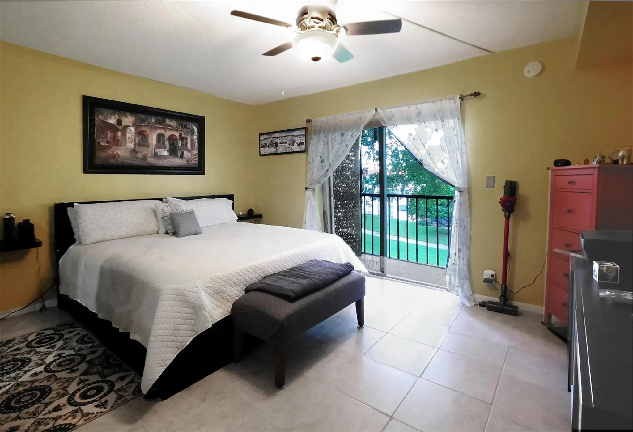 291 S Hollybrook Dr, #305