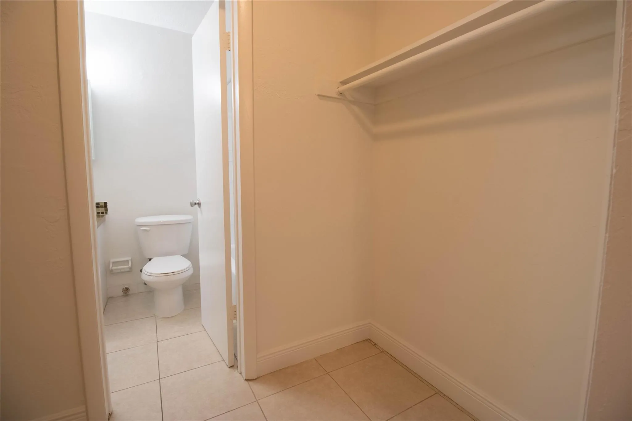 400 SW 7th Ave, #8