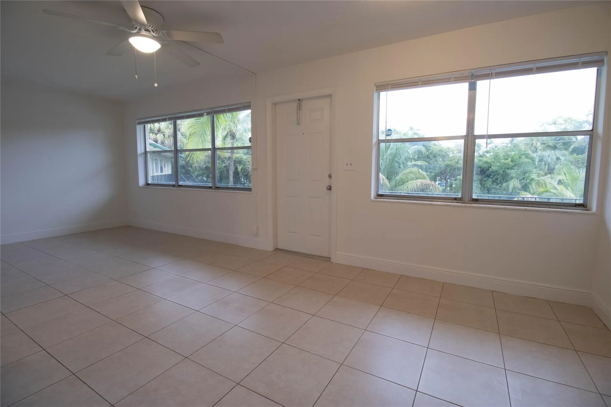 400 SW 7th Ave, #8