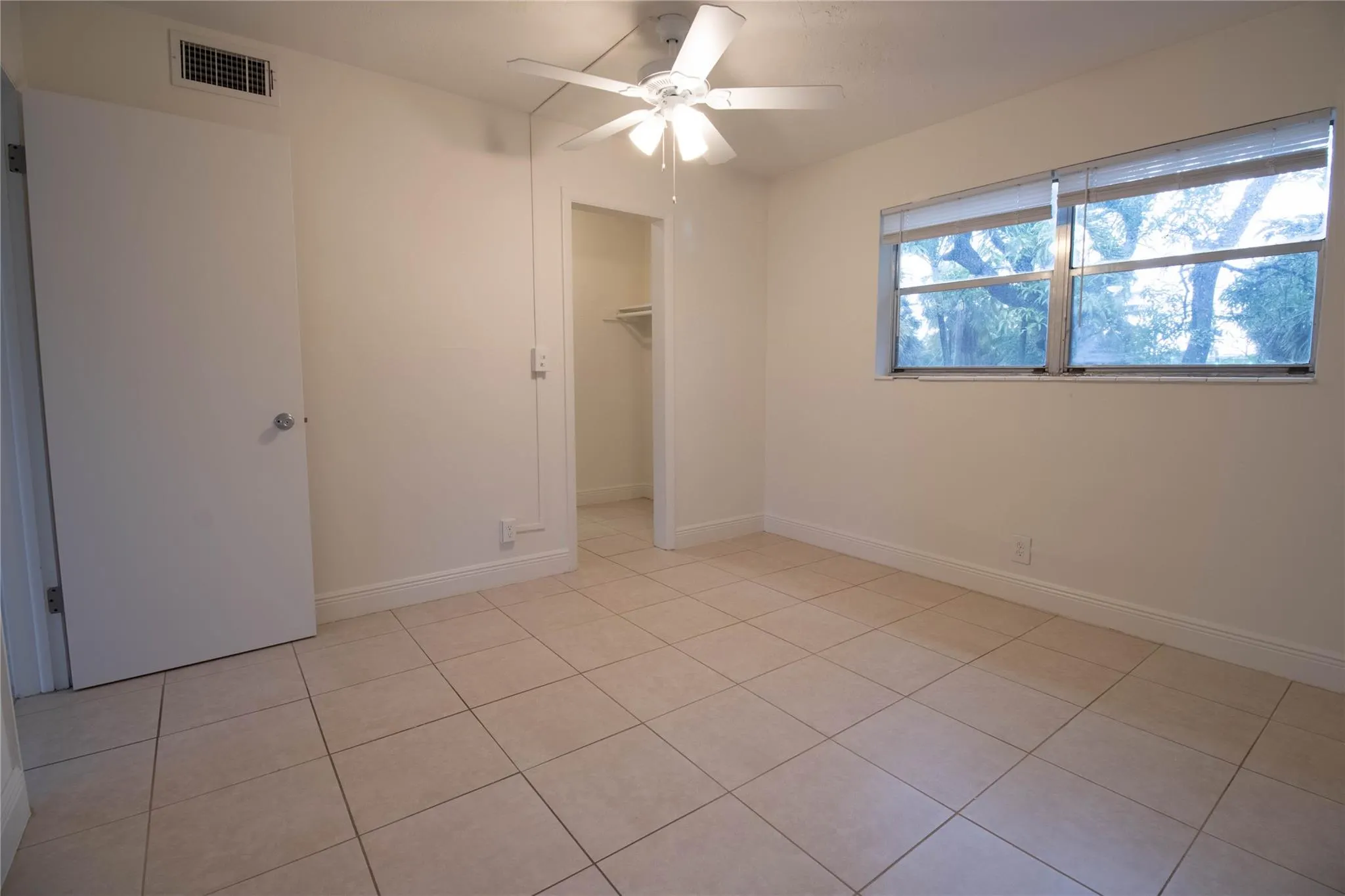 400 SW 7th Ave, #8