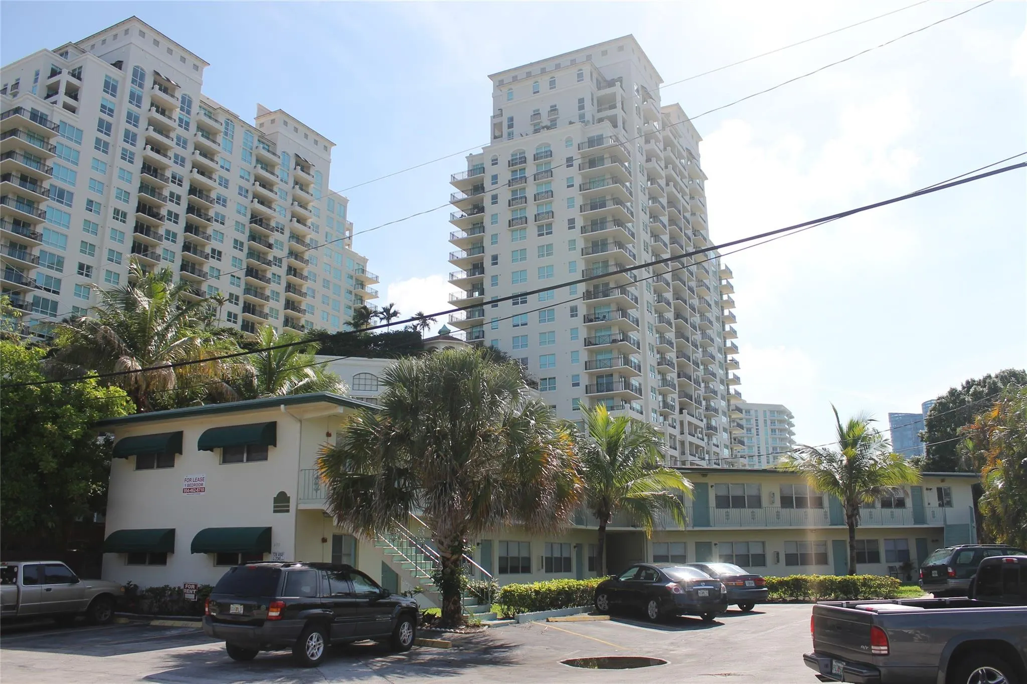 400 SW 7th Ave, #8