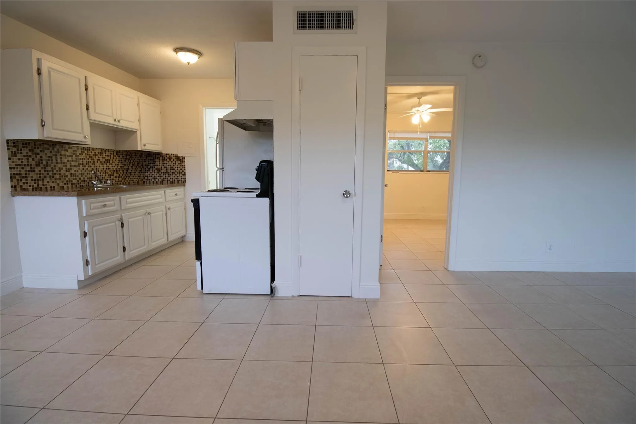400 SW 7th Ave, #8