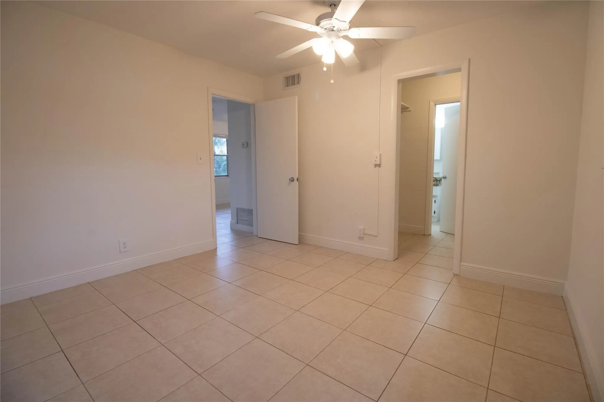 400 SW 7th Ave, #8