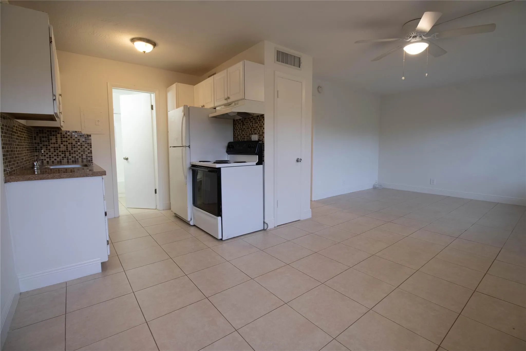 400 SW 7th Ave, #8