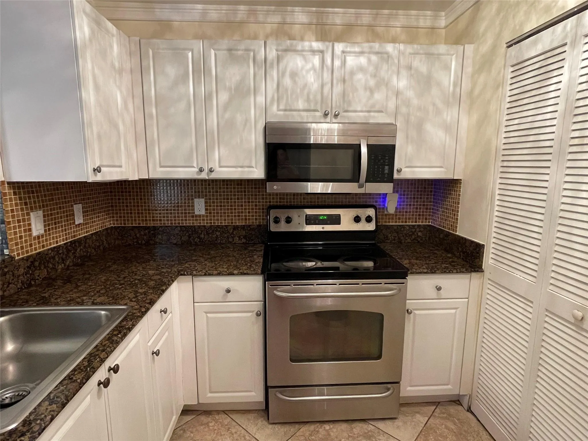 1341 SE 3rd Ave, #110