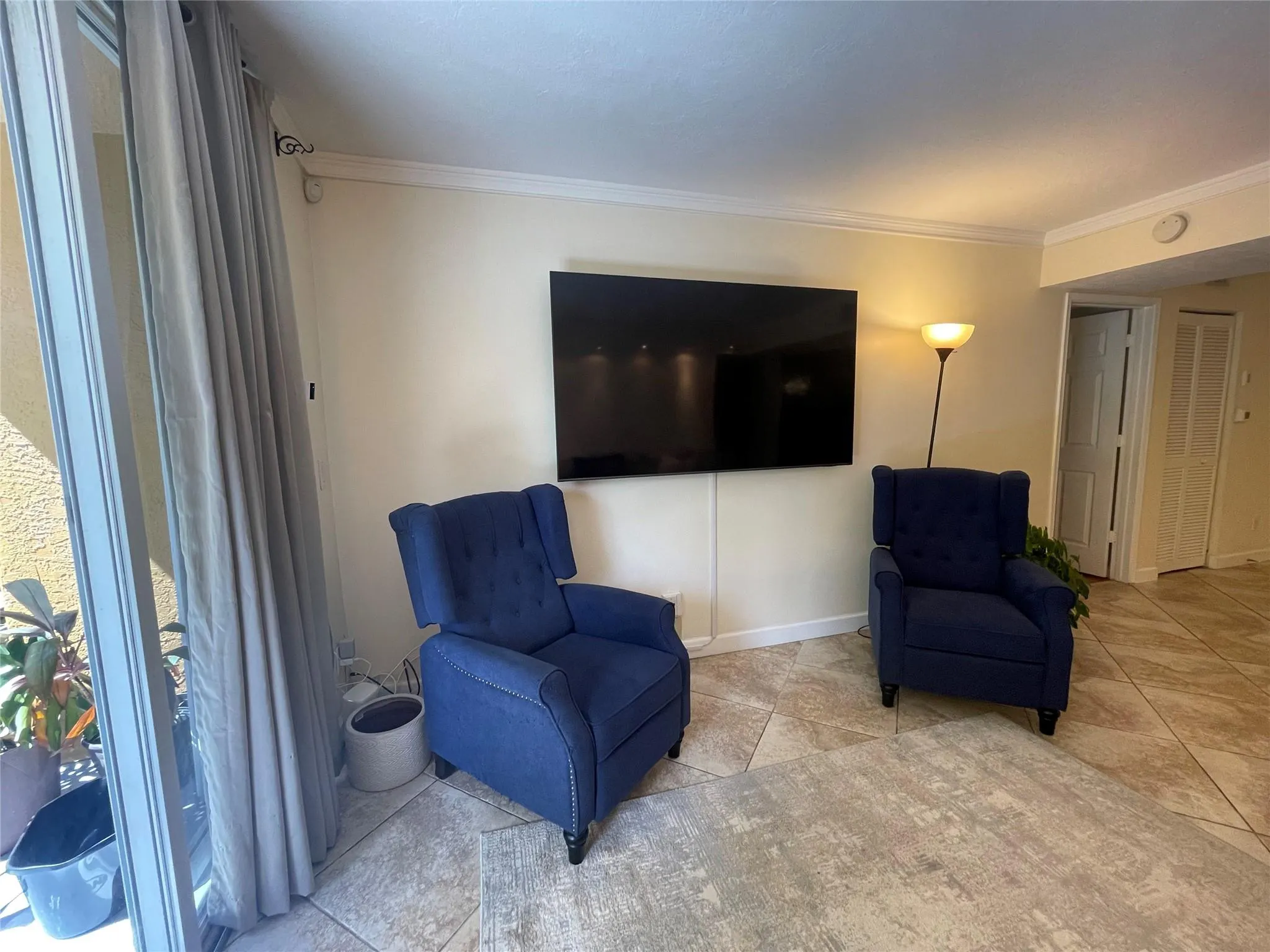 1341 SE 3rd Ave, #110