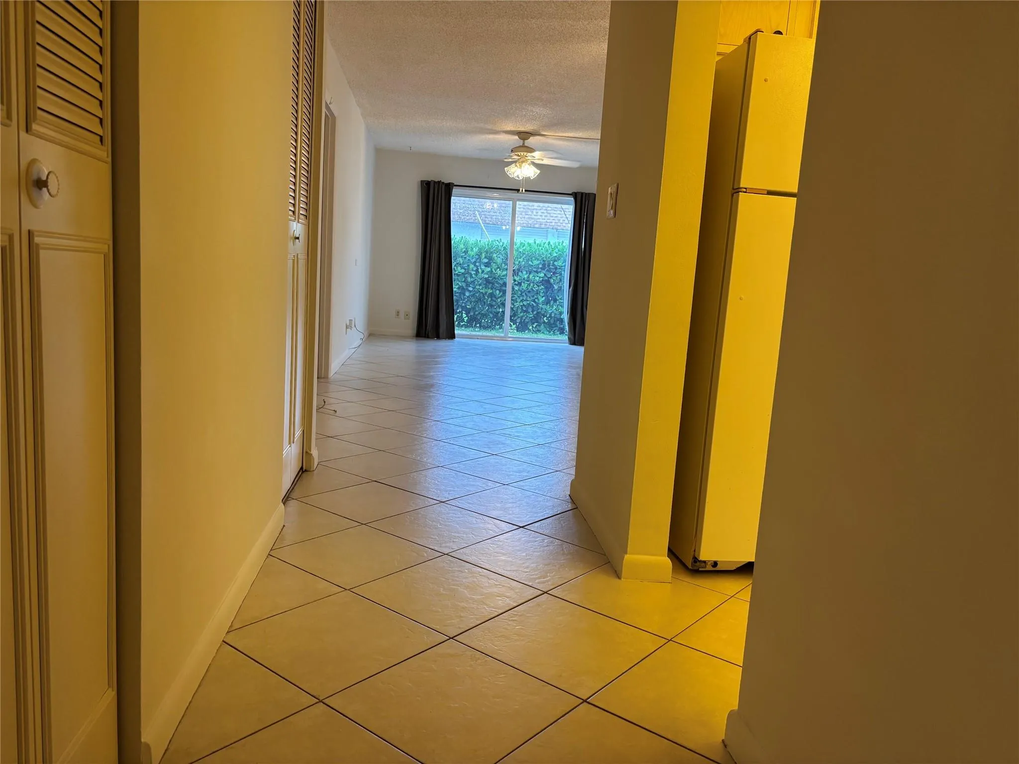 860 SE 6th Ave, #303