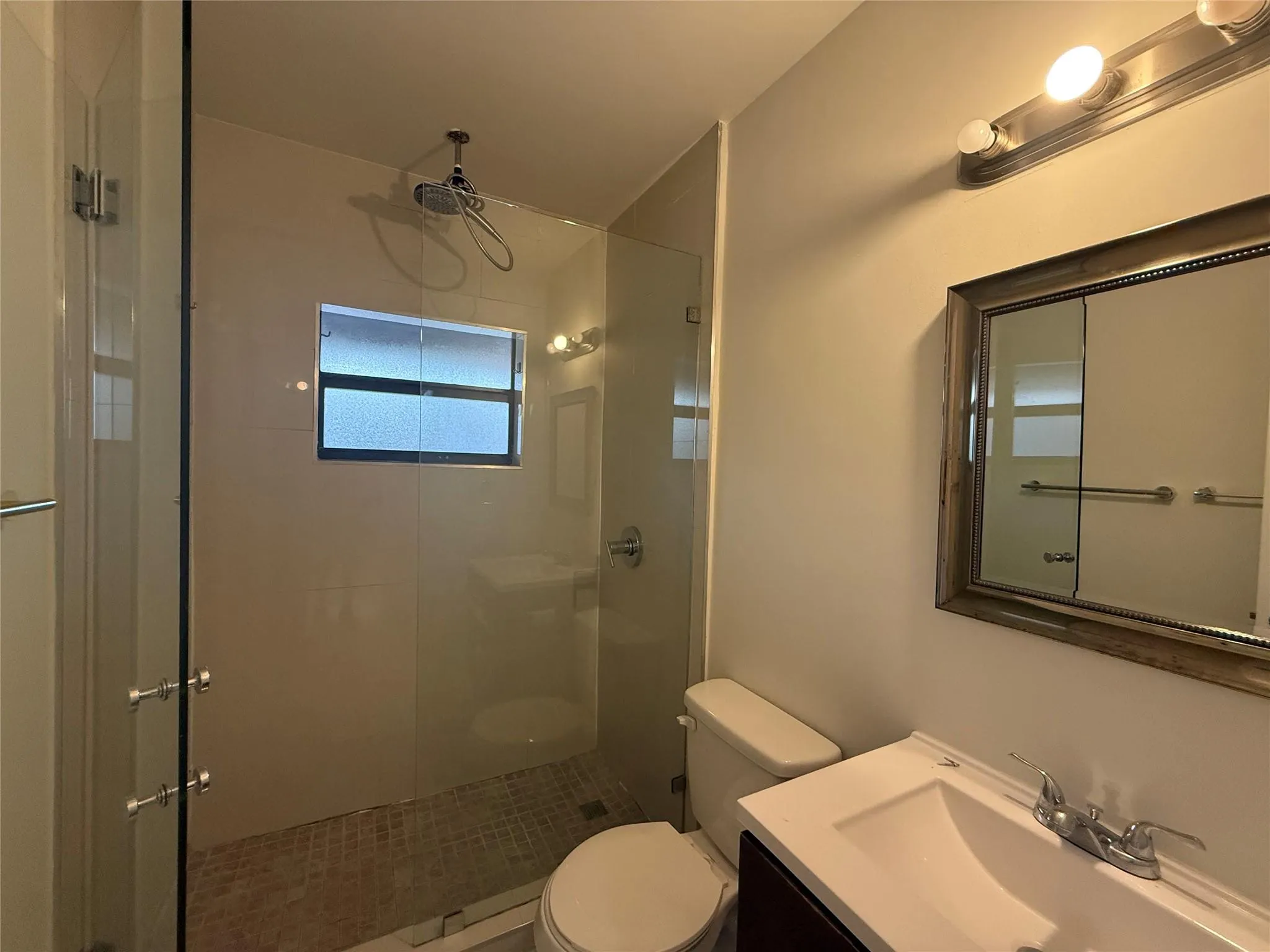 1109 E Broward Blvd, #10