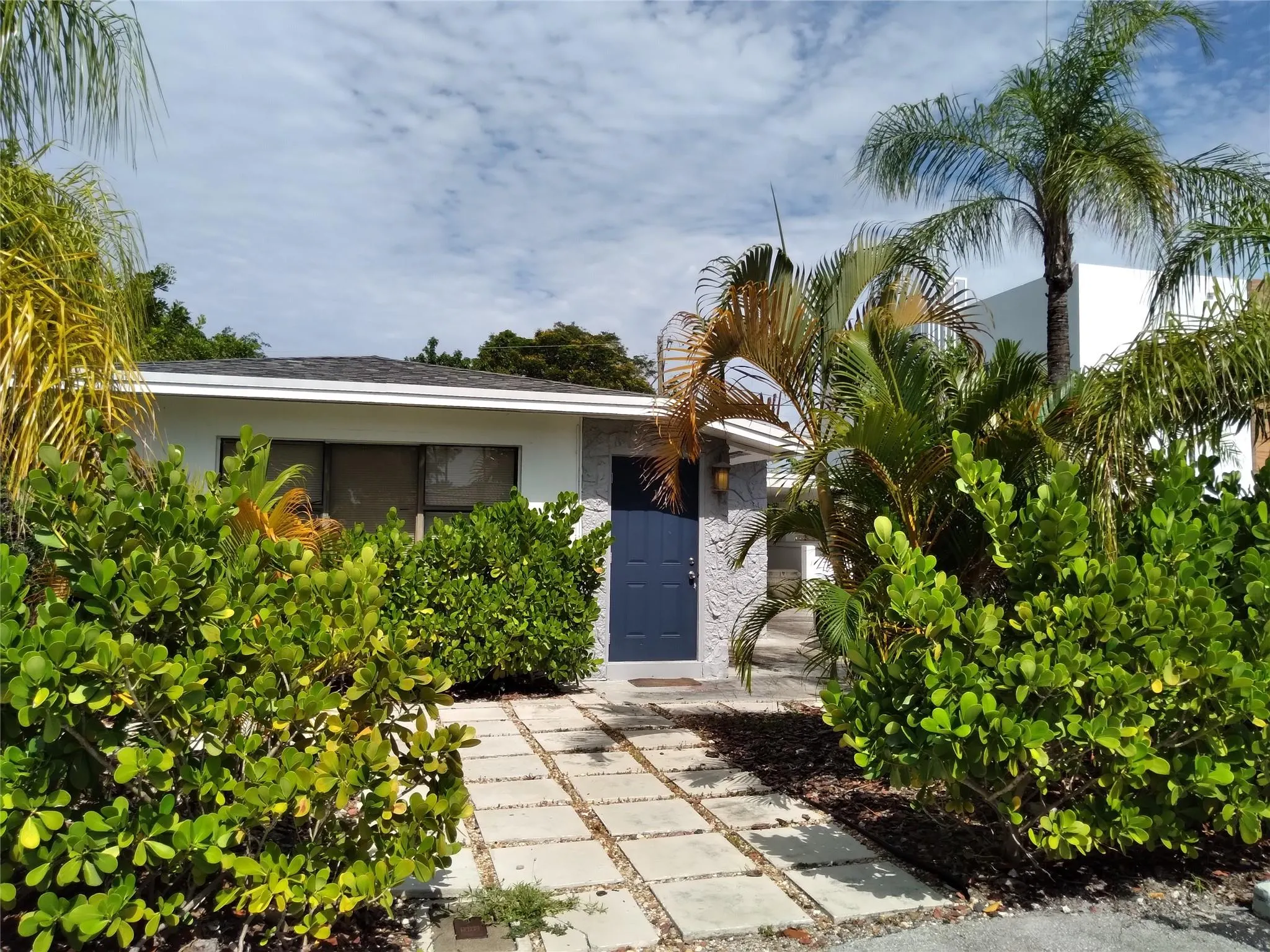 1223 NE 18th Ave
