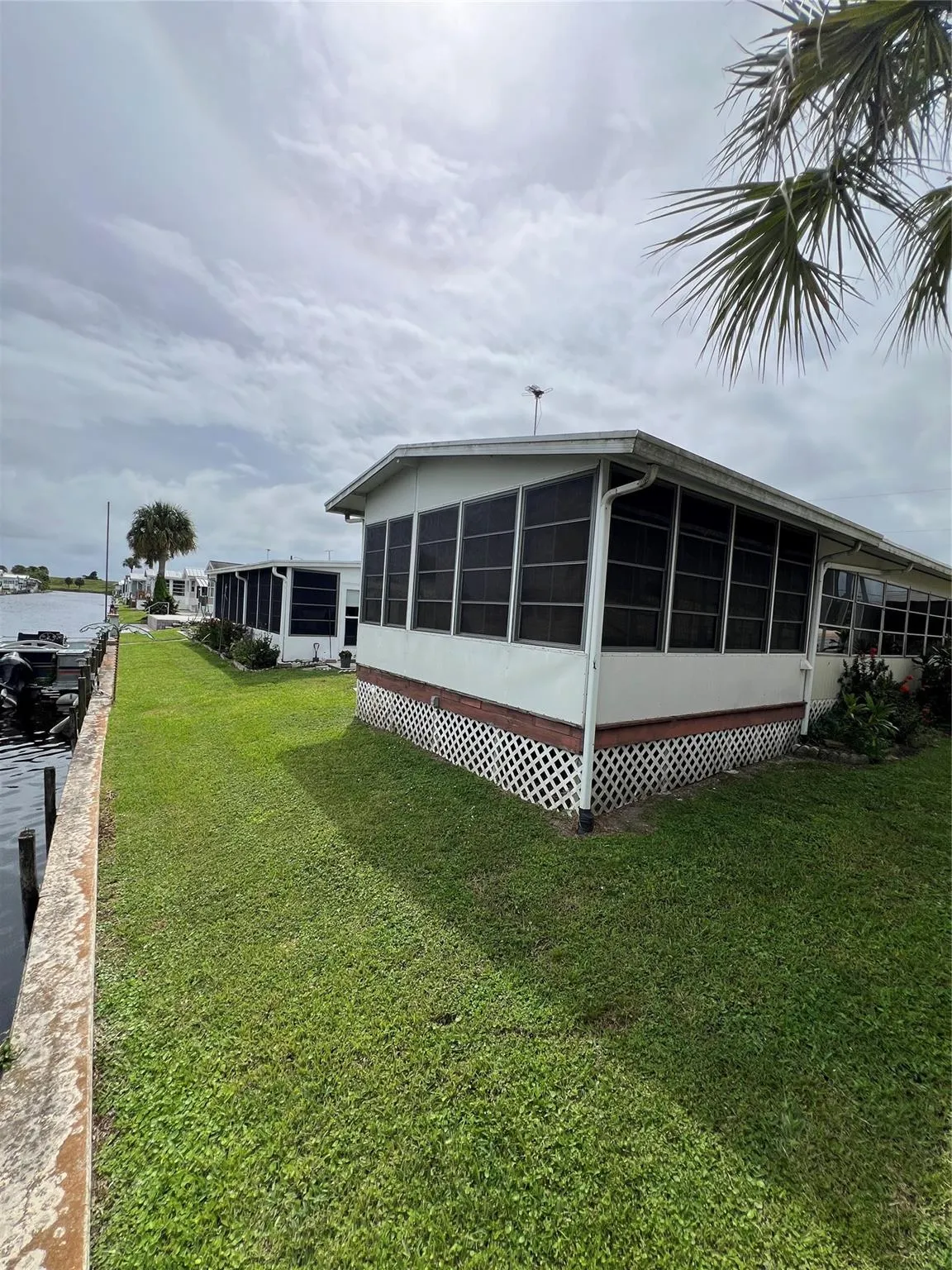 10 Shell Rd