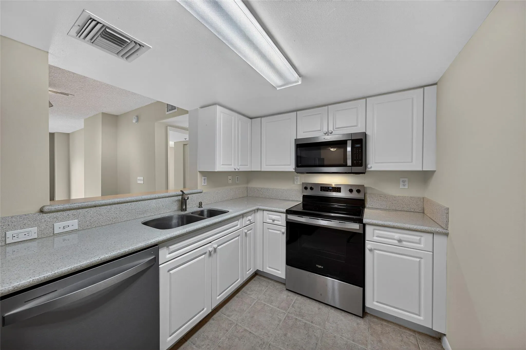 520 SE 5th Ave, #2207