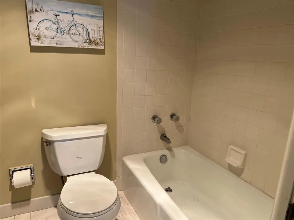 445 SE 21st Ave, #201