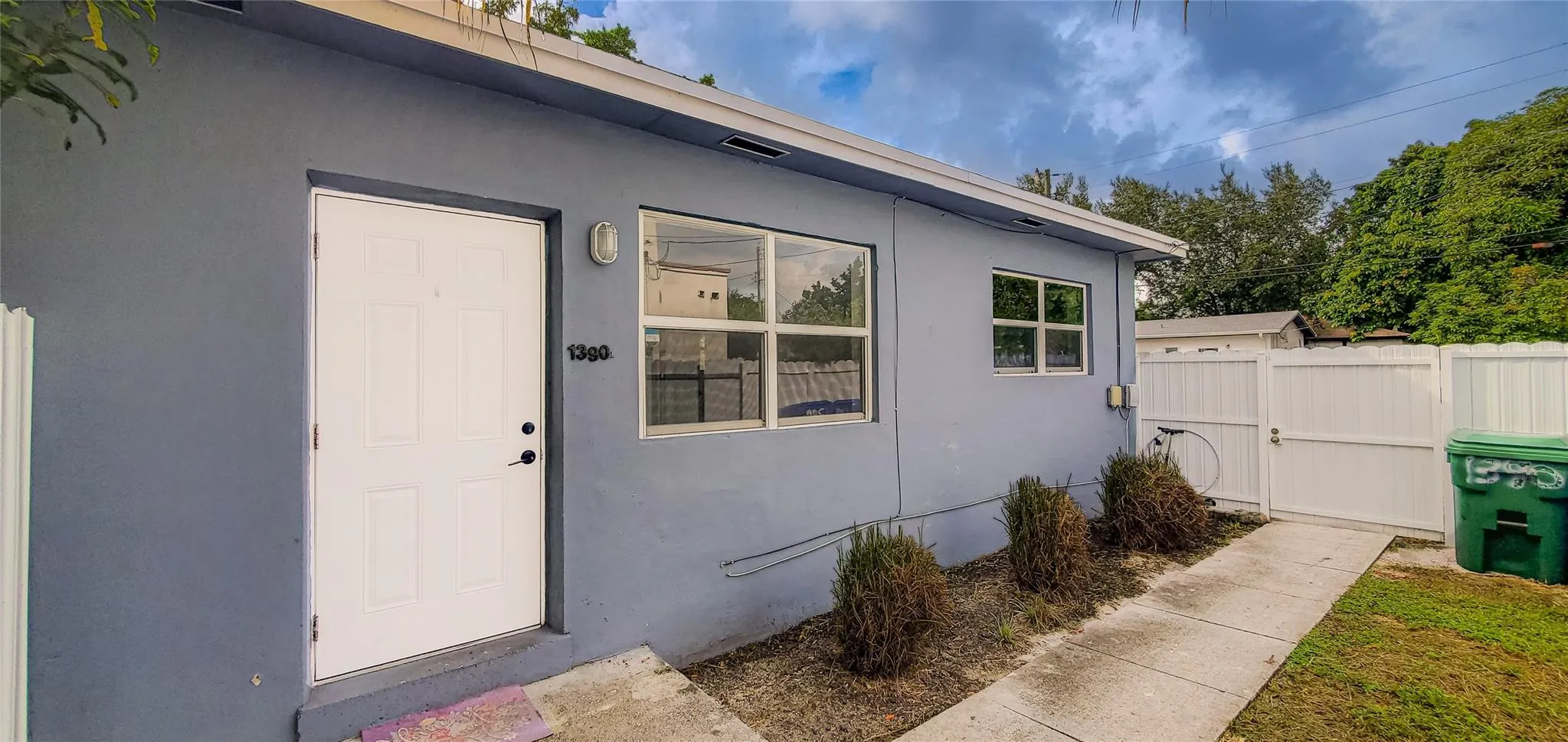 1390-1392 NW 29th Ter