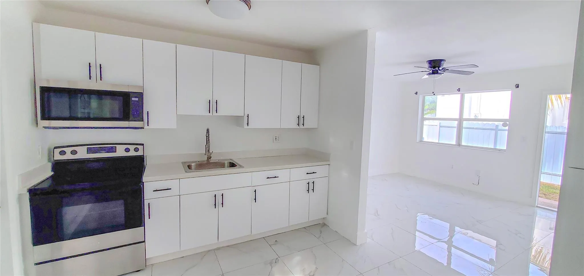 1390-1392 NW 29th Ter