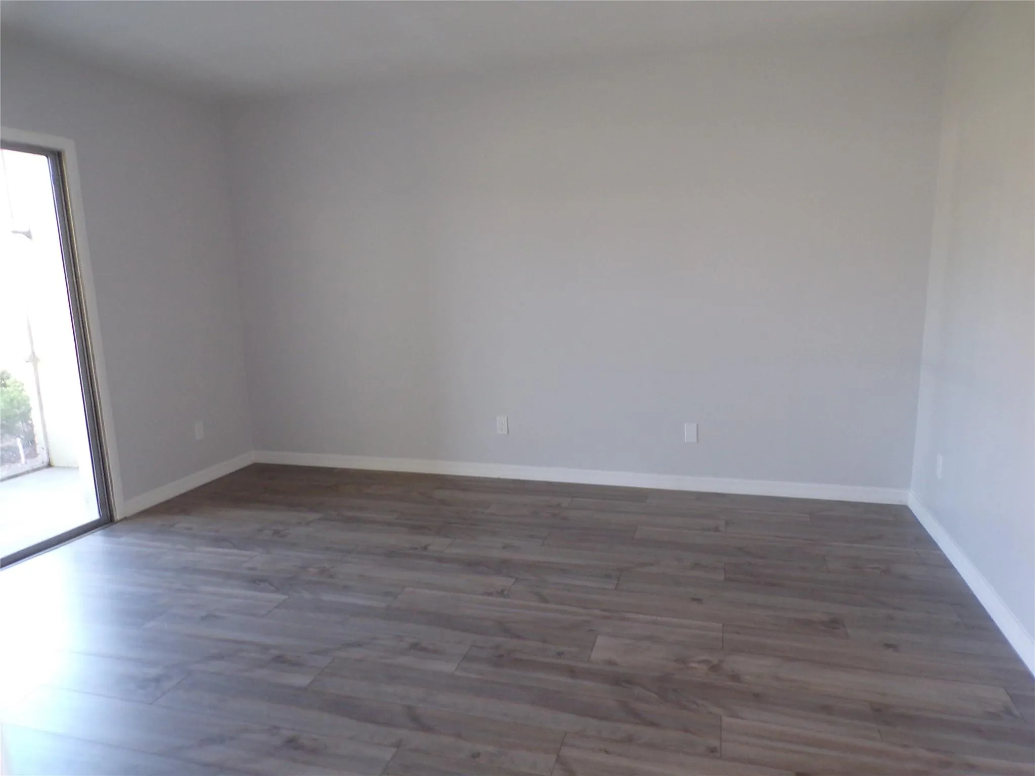 106 Spring Lake Ct, #104