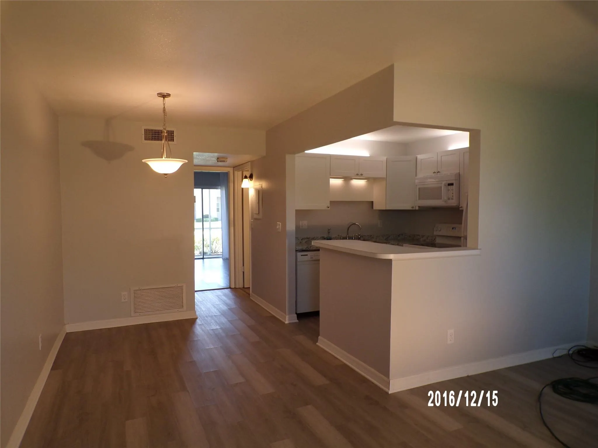 106 Spring Lake Ct, #104
