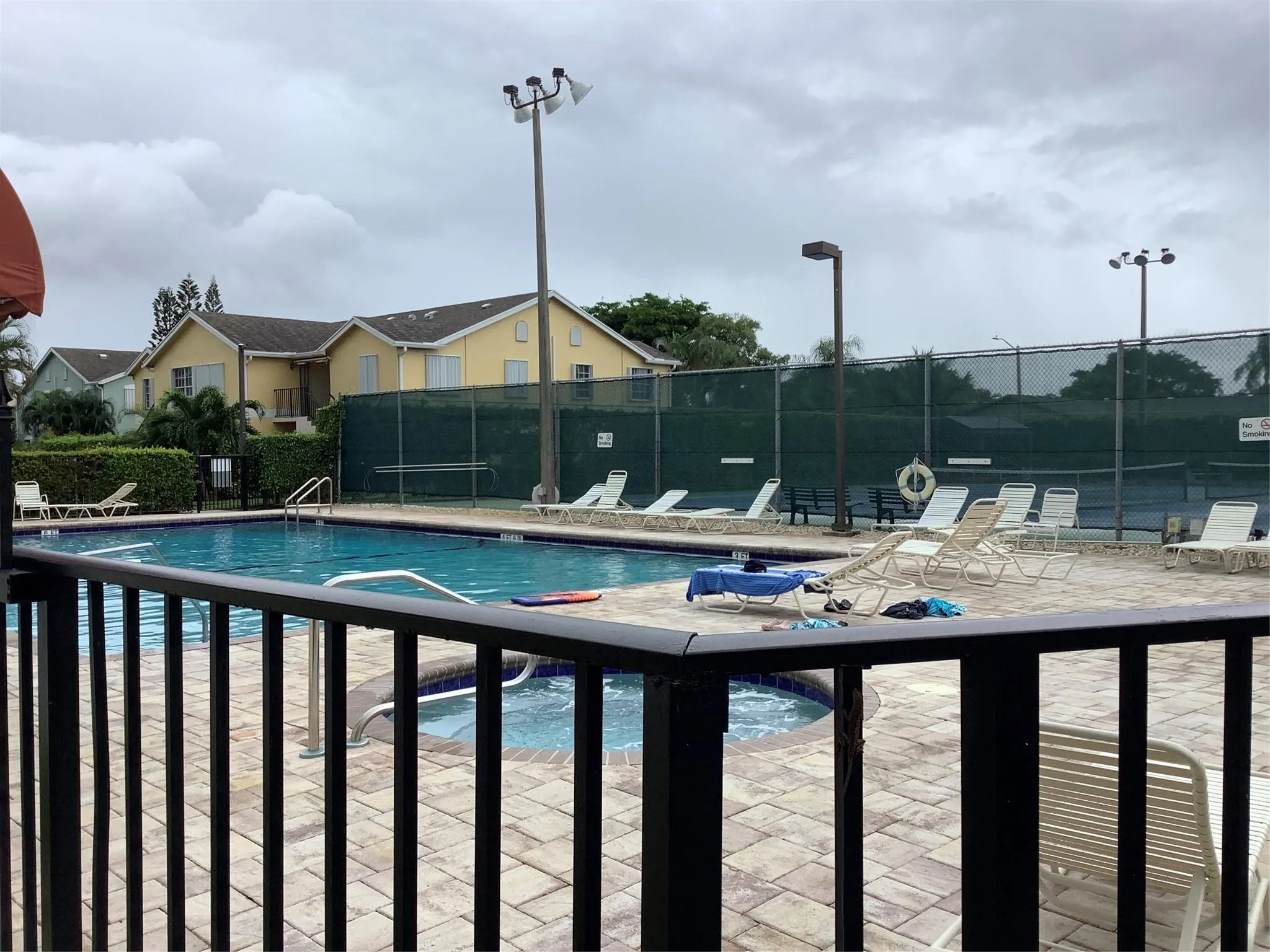 369 Waterside Dr