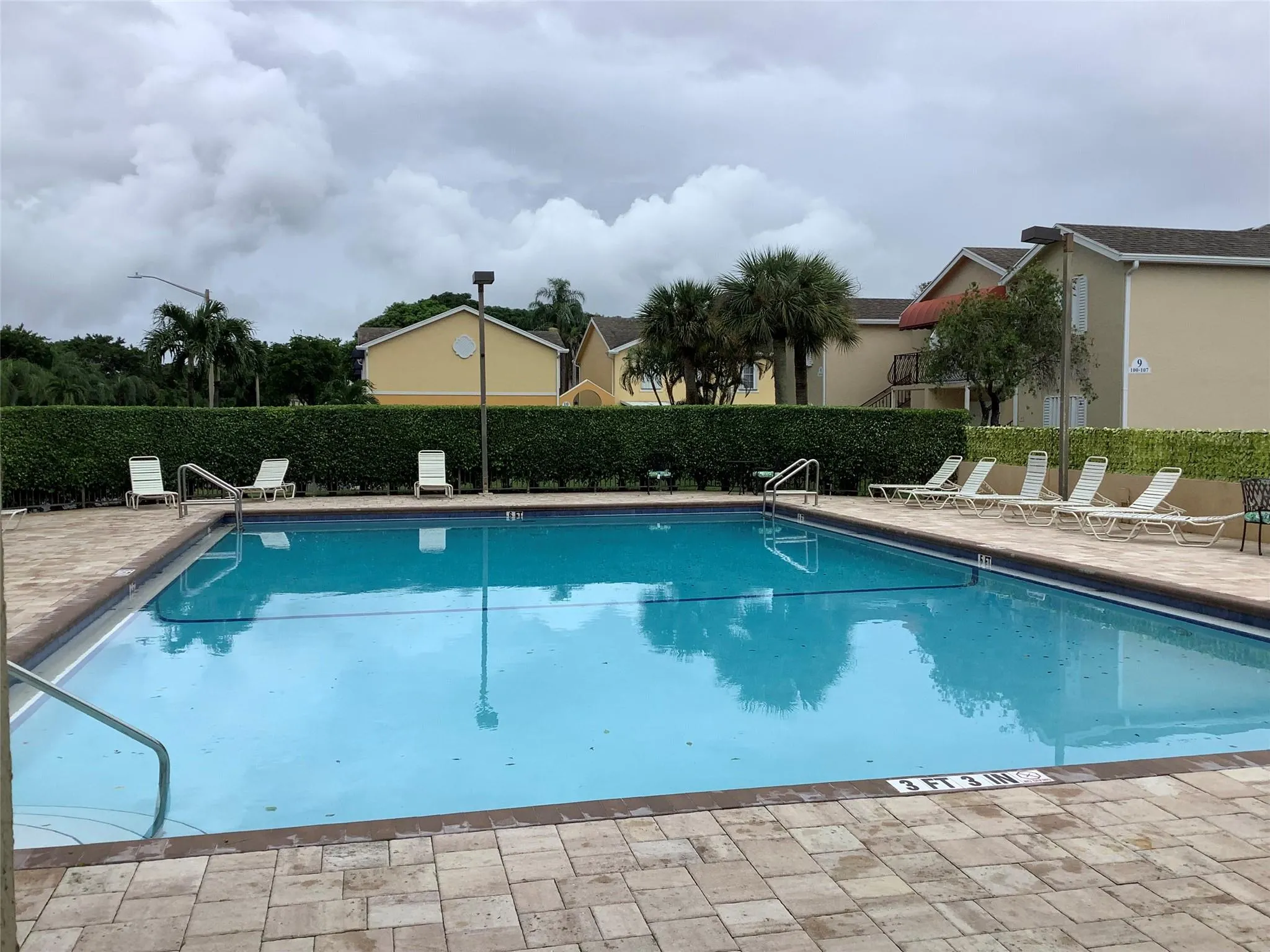369 Waterside Dr