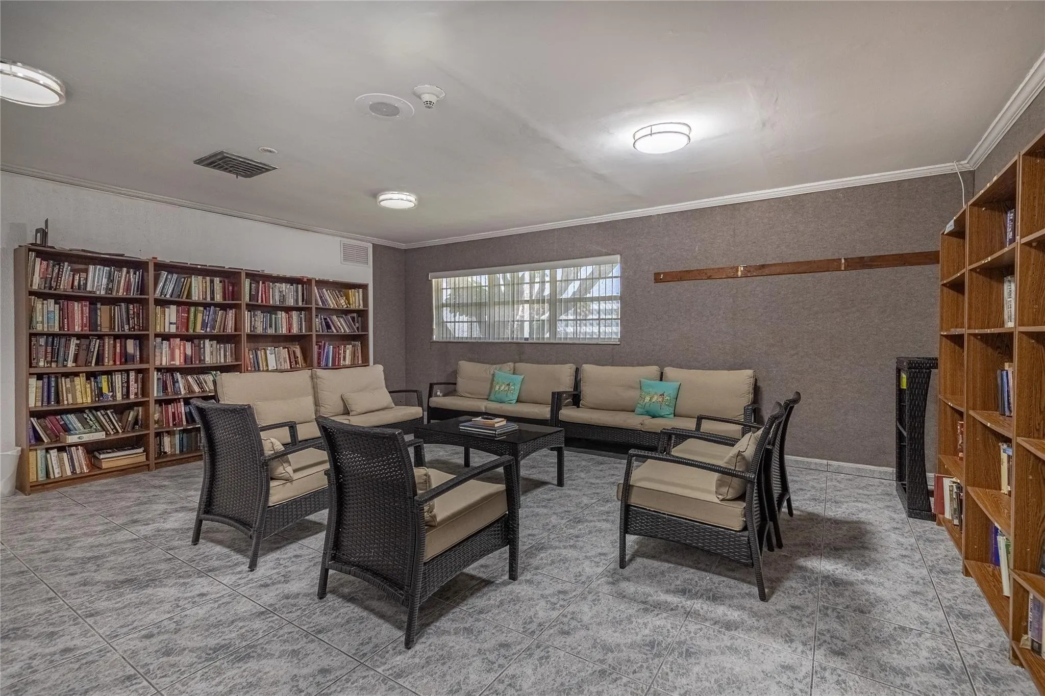 4151 NW 41st St, #308