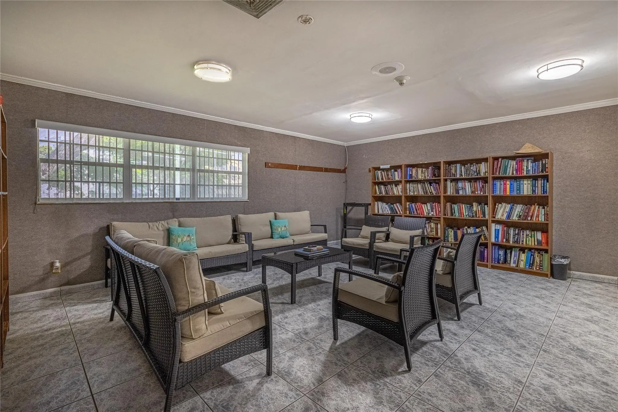4151 NW 41st St, #308