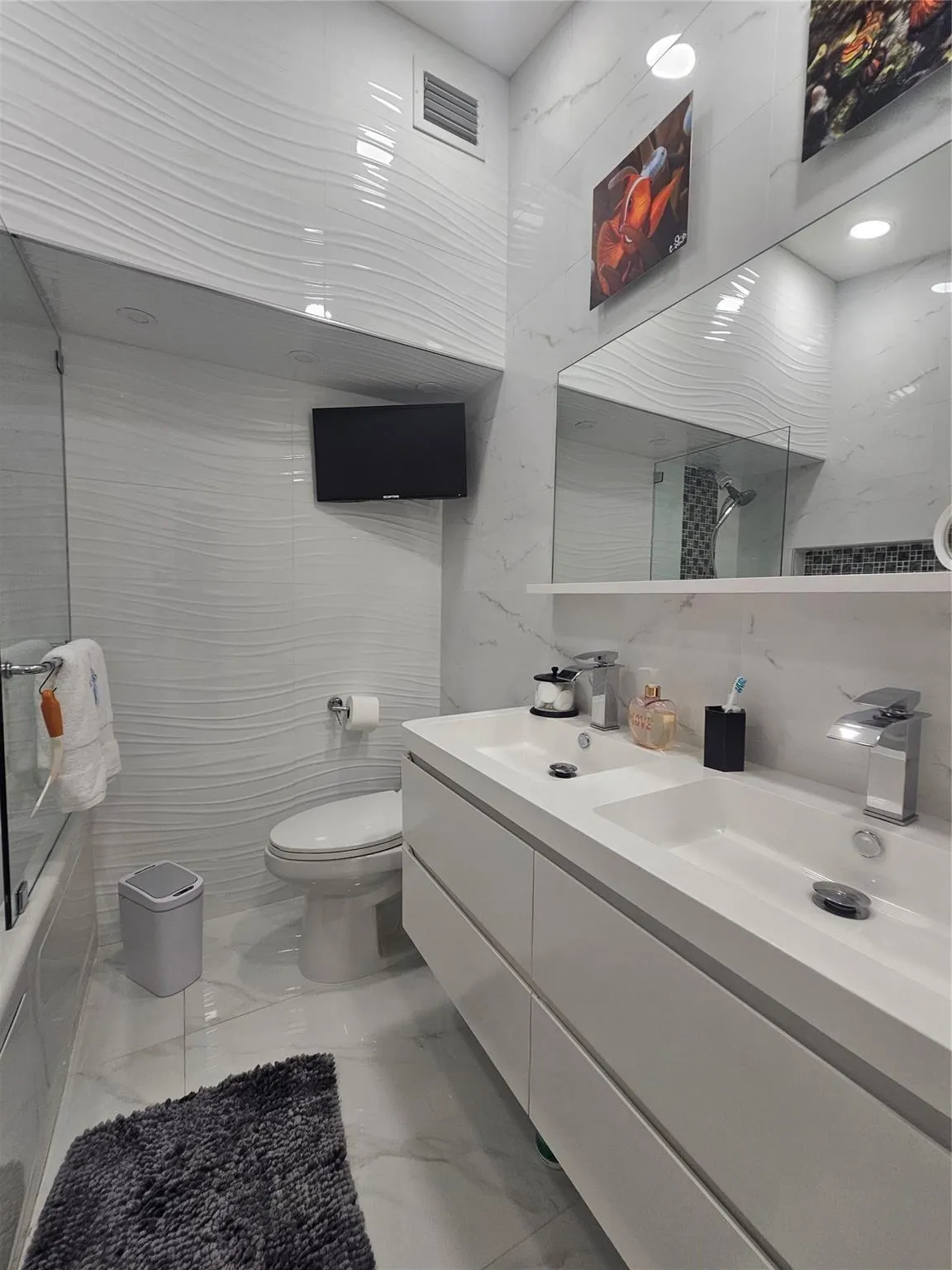 1312 NE 15th Ave