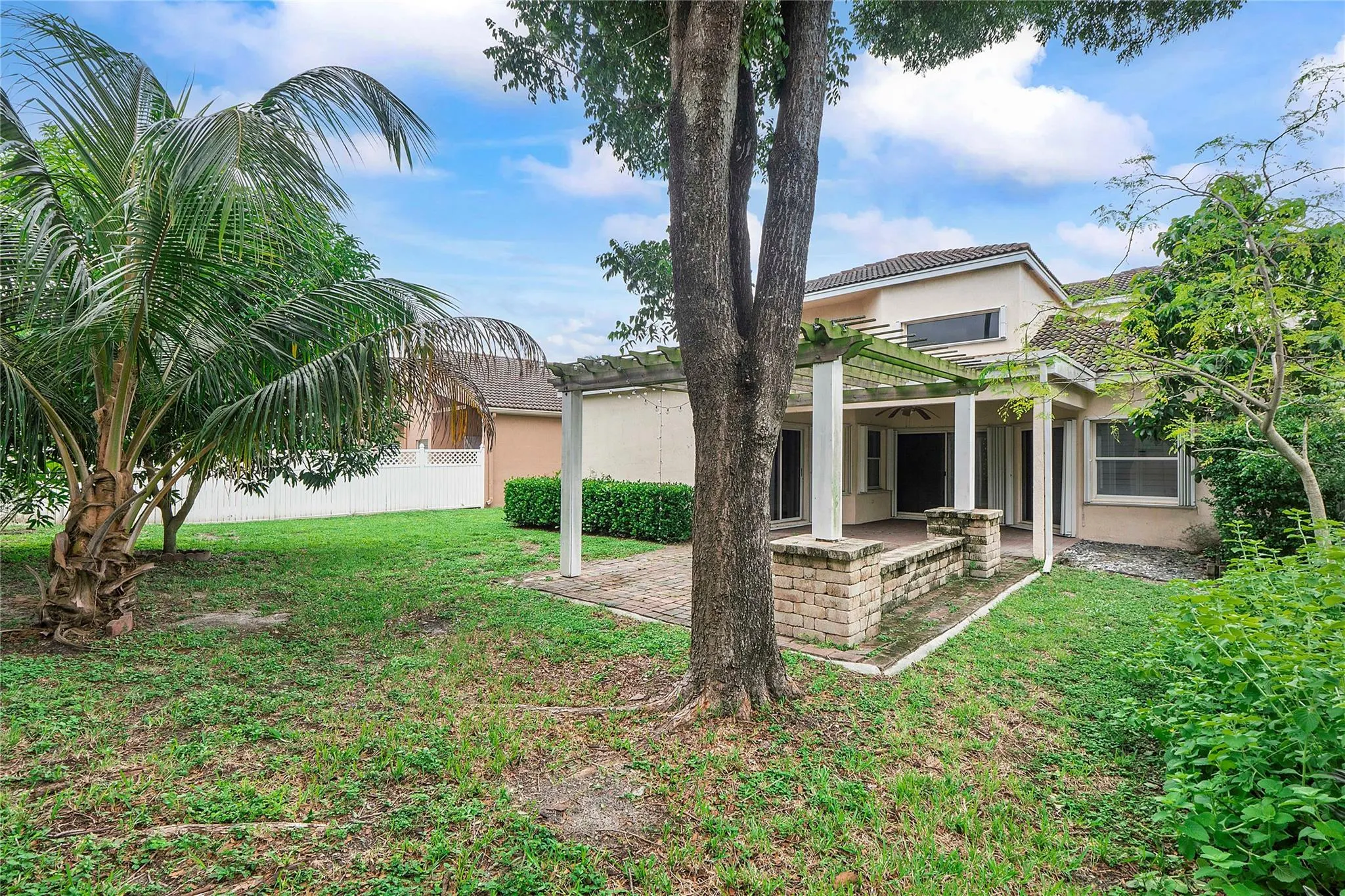 4024 NW 62nd Ct