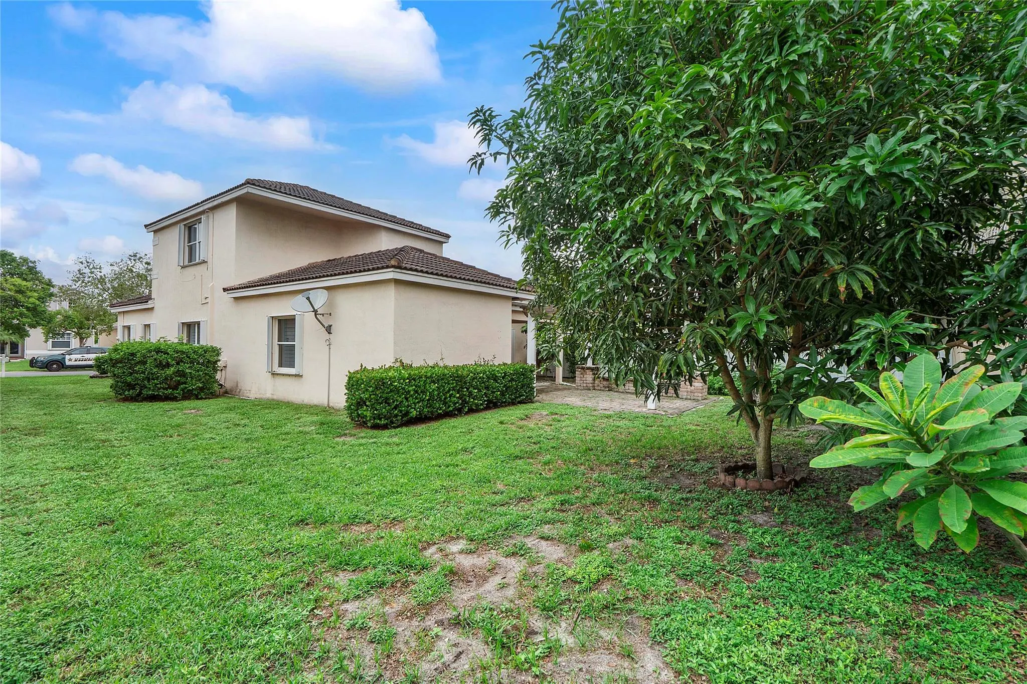 4024 NW 62nd Ct