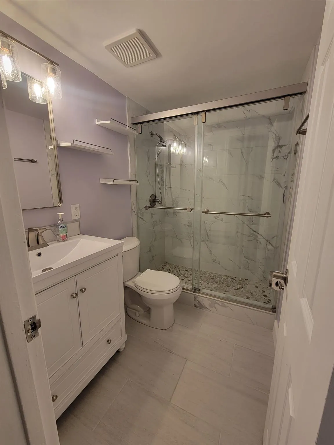 1890 W 56th St, #1113