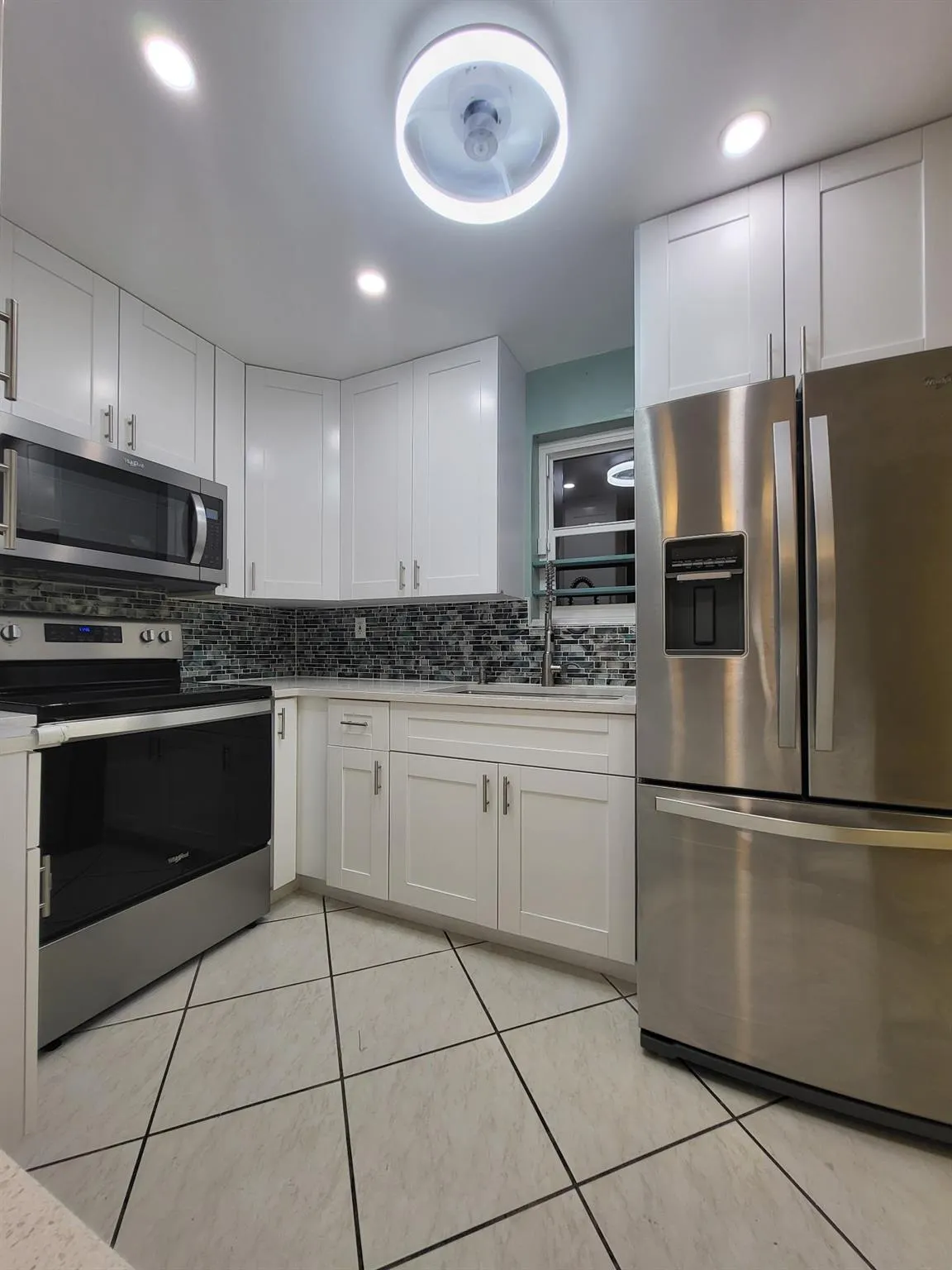 1890 W 56th St, #1113
