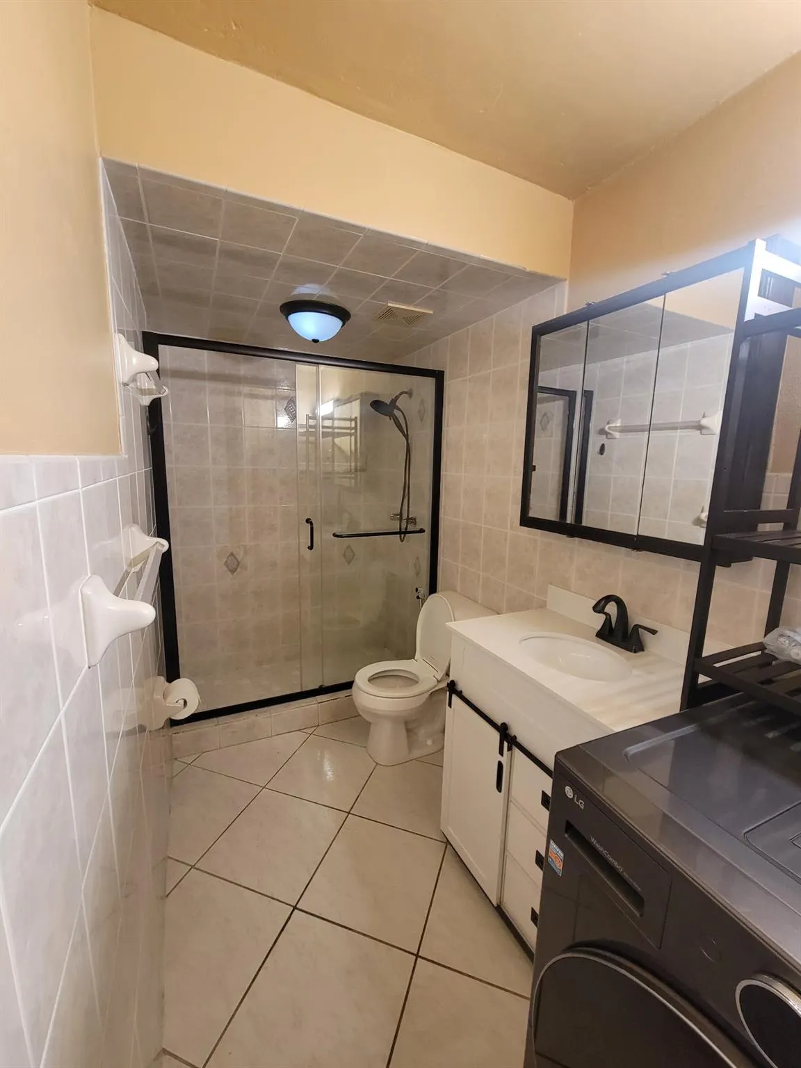 1890 W 56th St, #1113