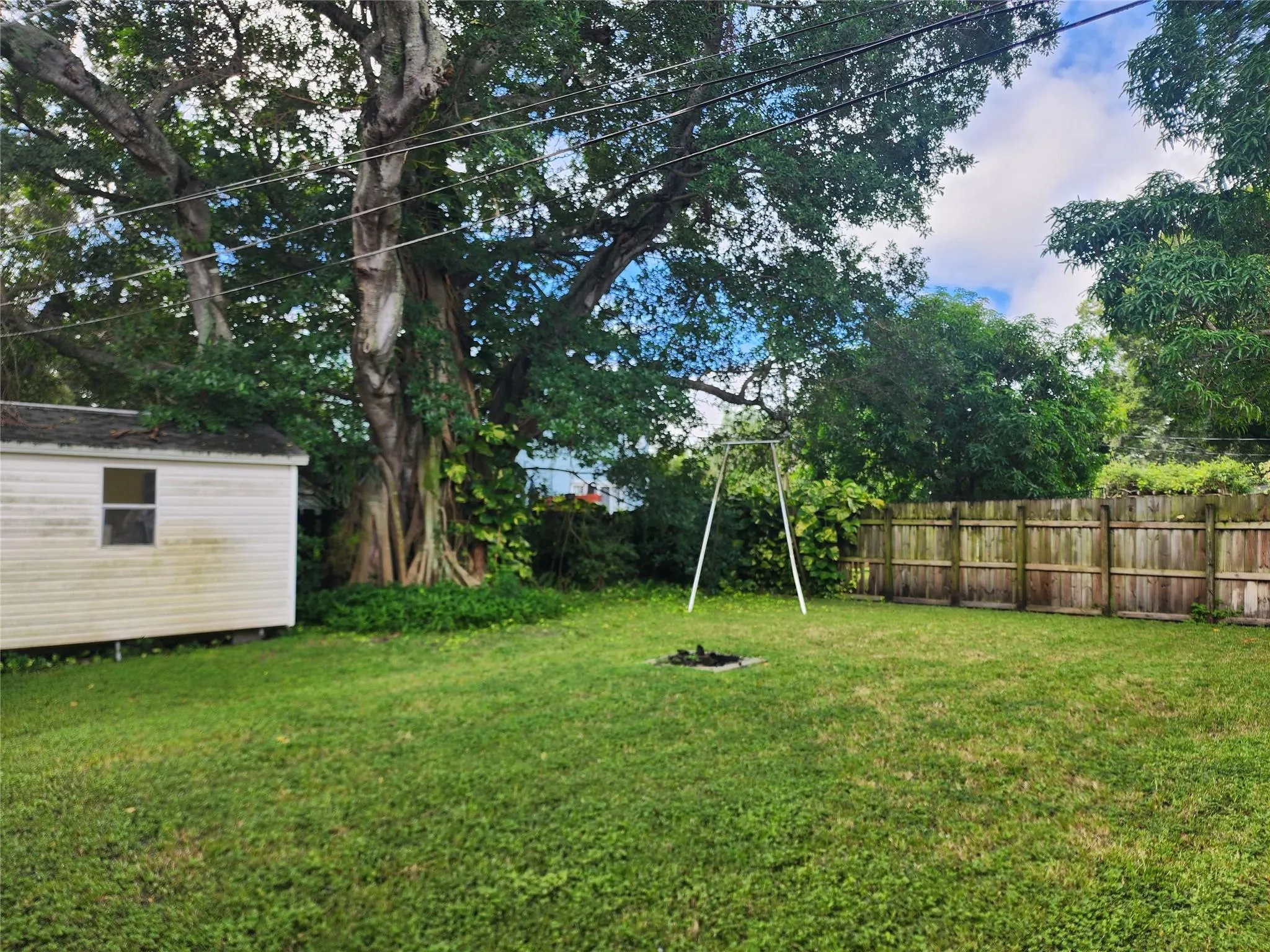 620 SW 10th St