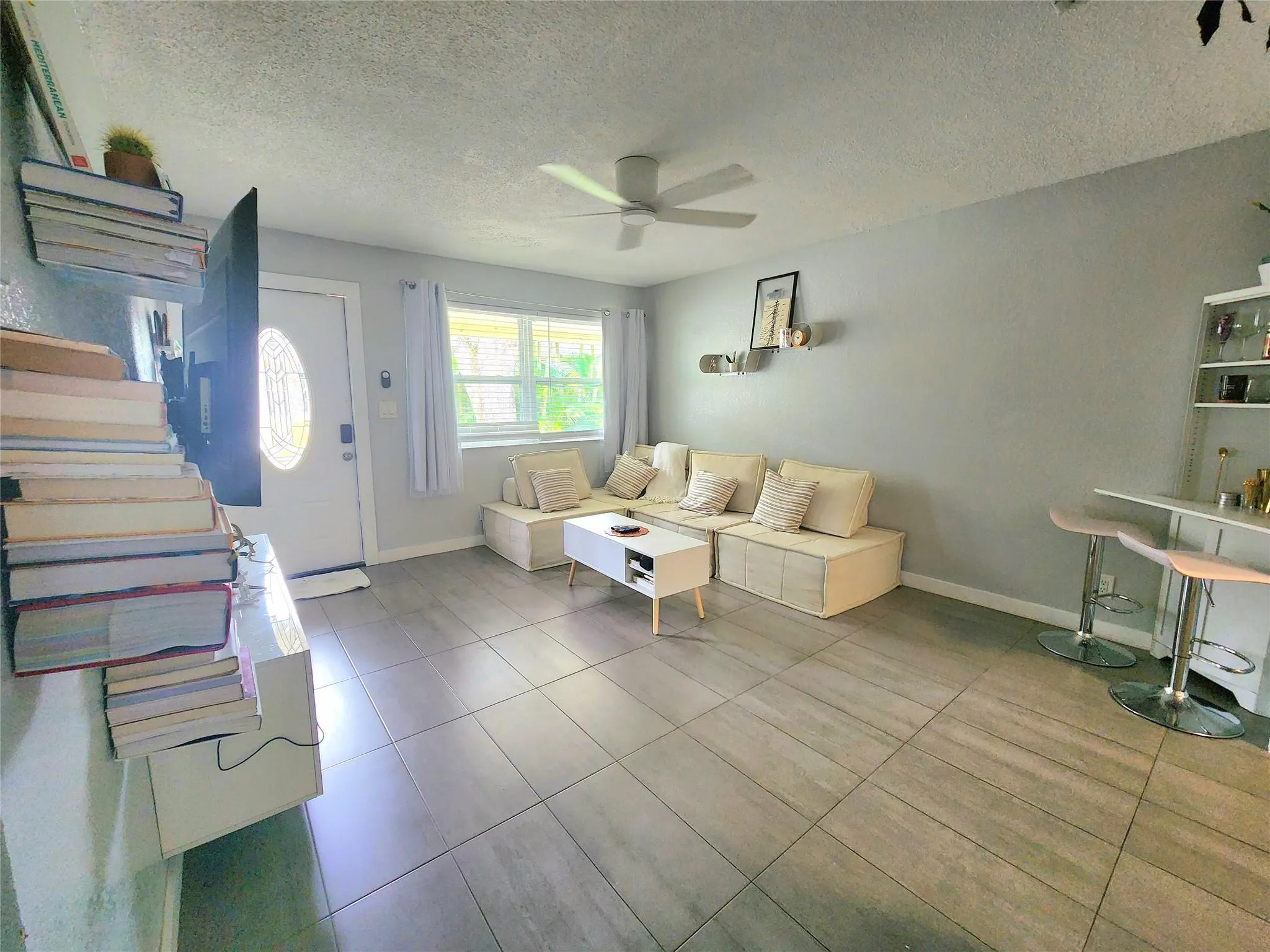 620 SW 10th St