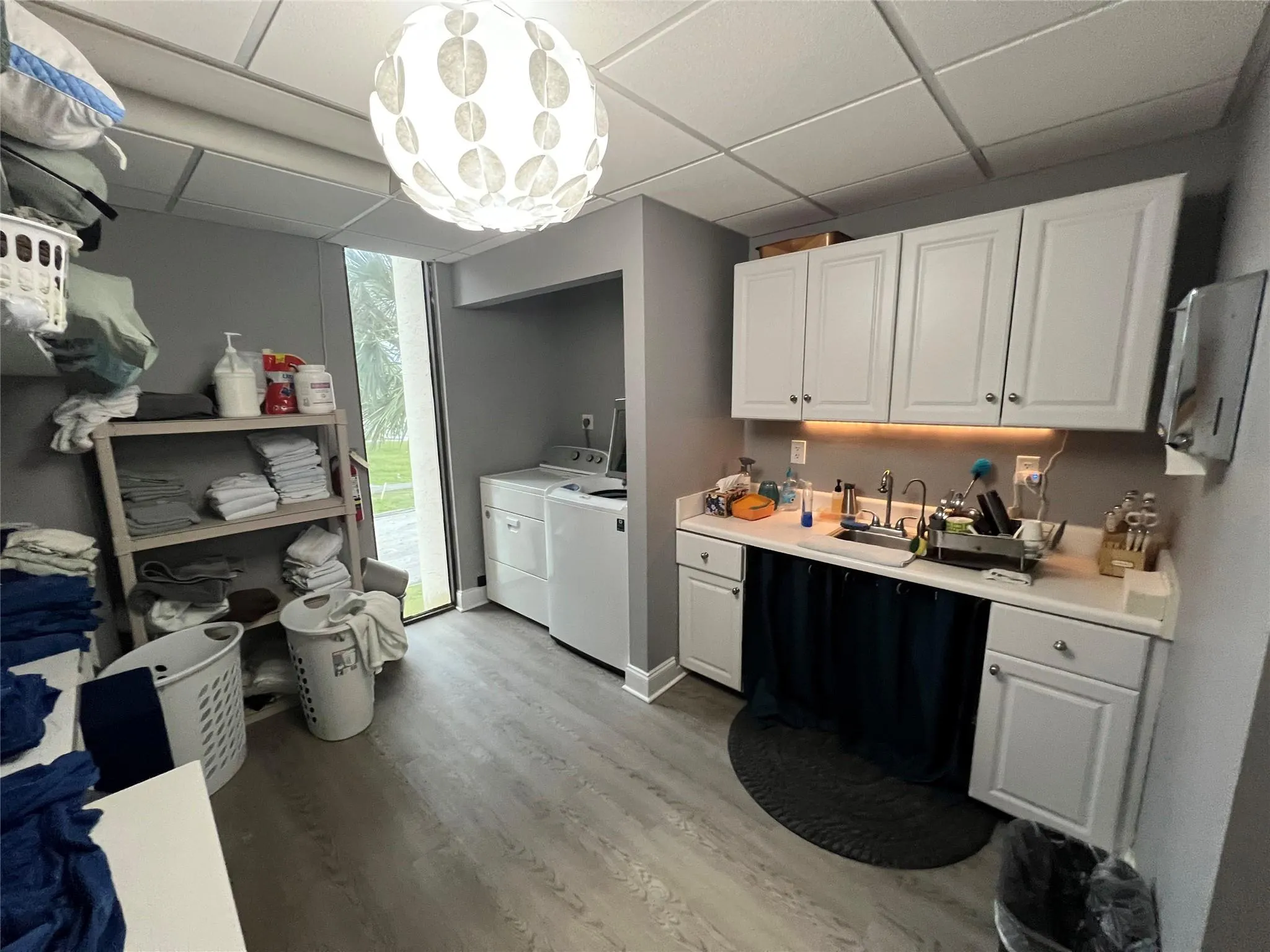 5353 N Federal Hwy, #220
