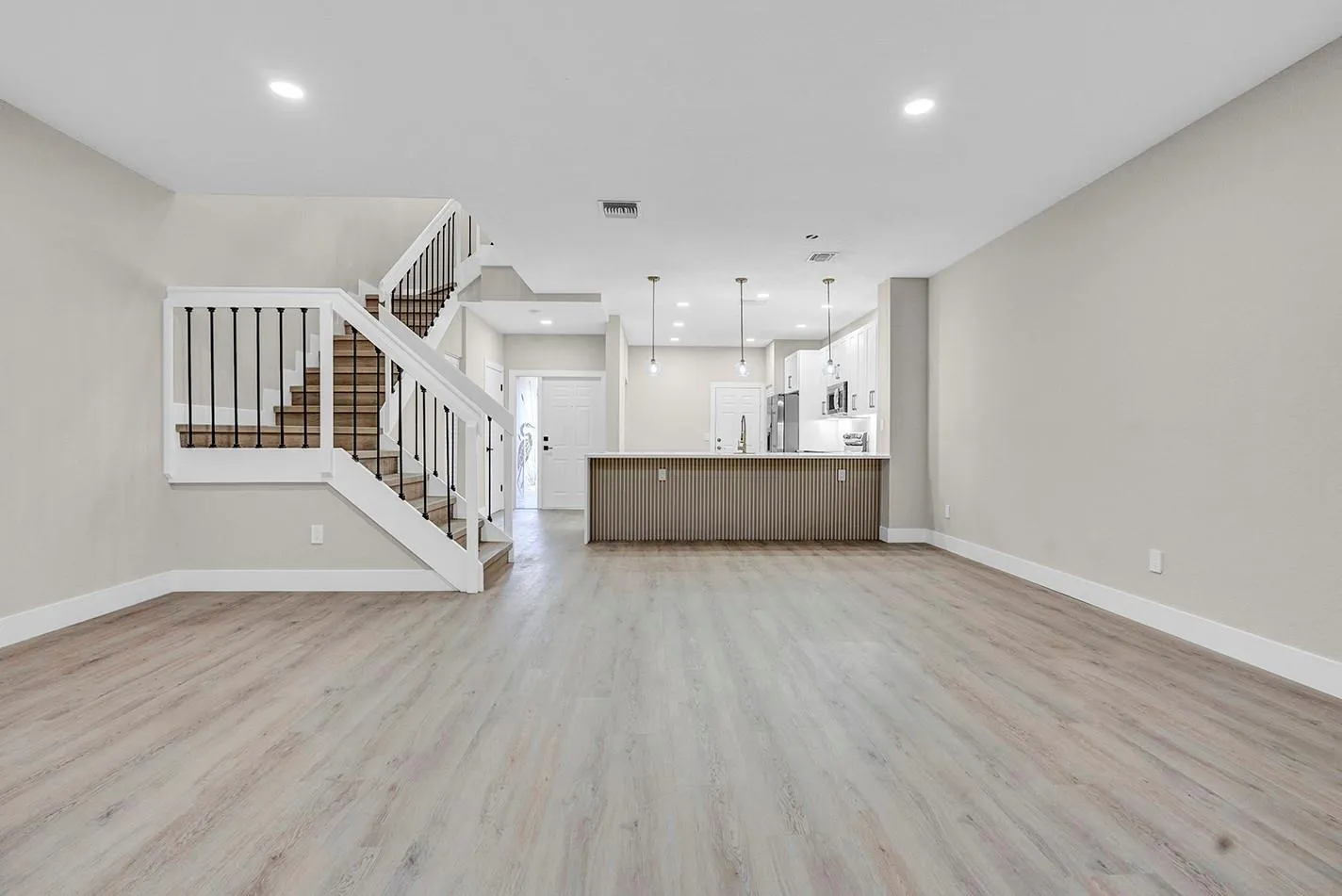 6366 Longboat Lane, #G104