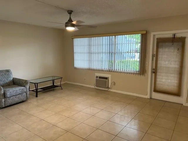 166 Newport K, #166