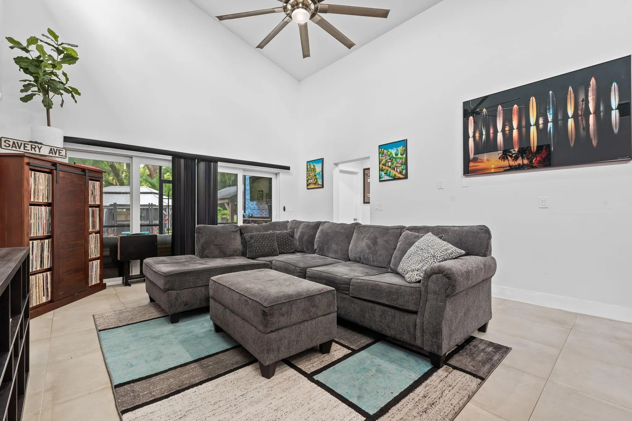 1543 SW 32nd St