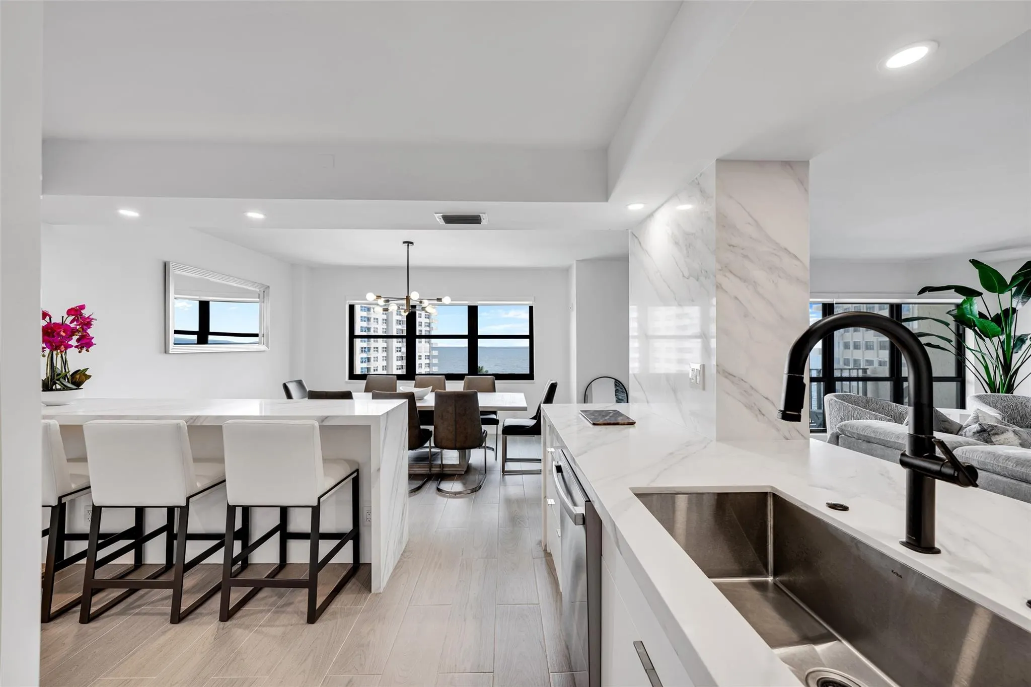 5100 N Ocean Blvd, #1016