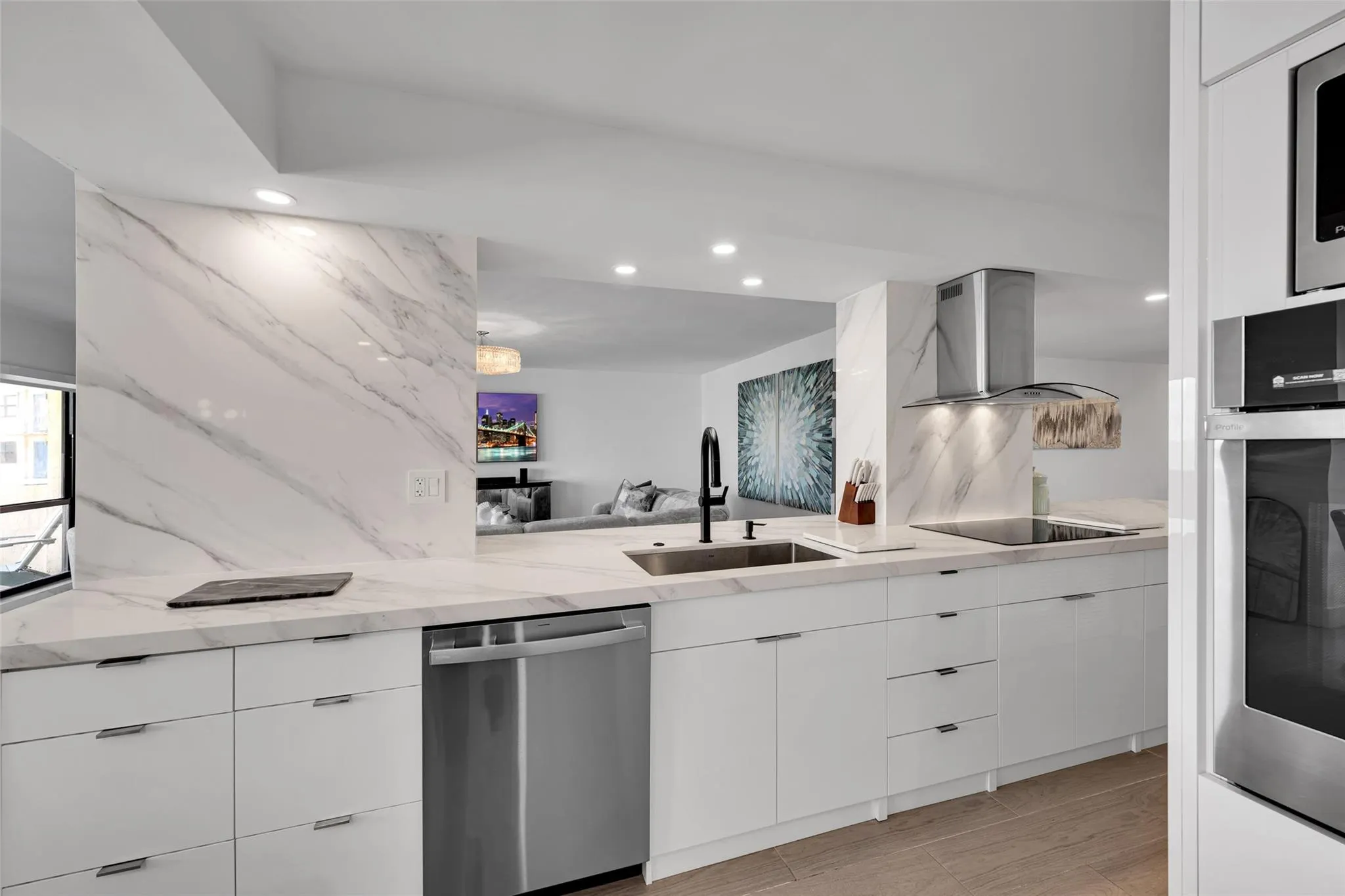 5100 N Ocean Blvd, #1016