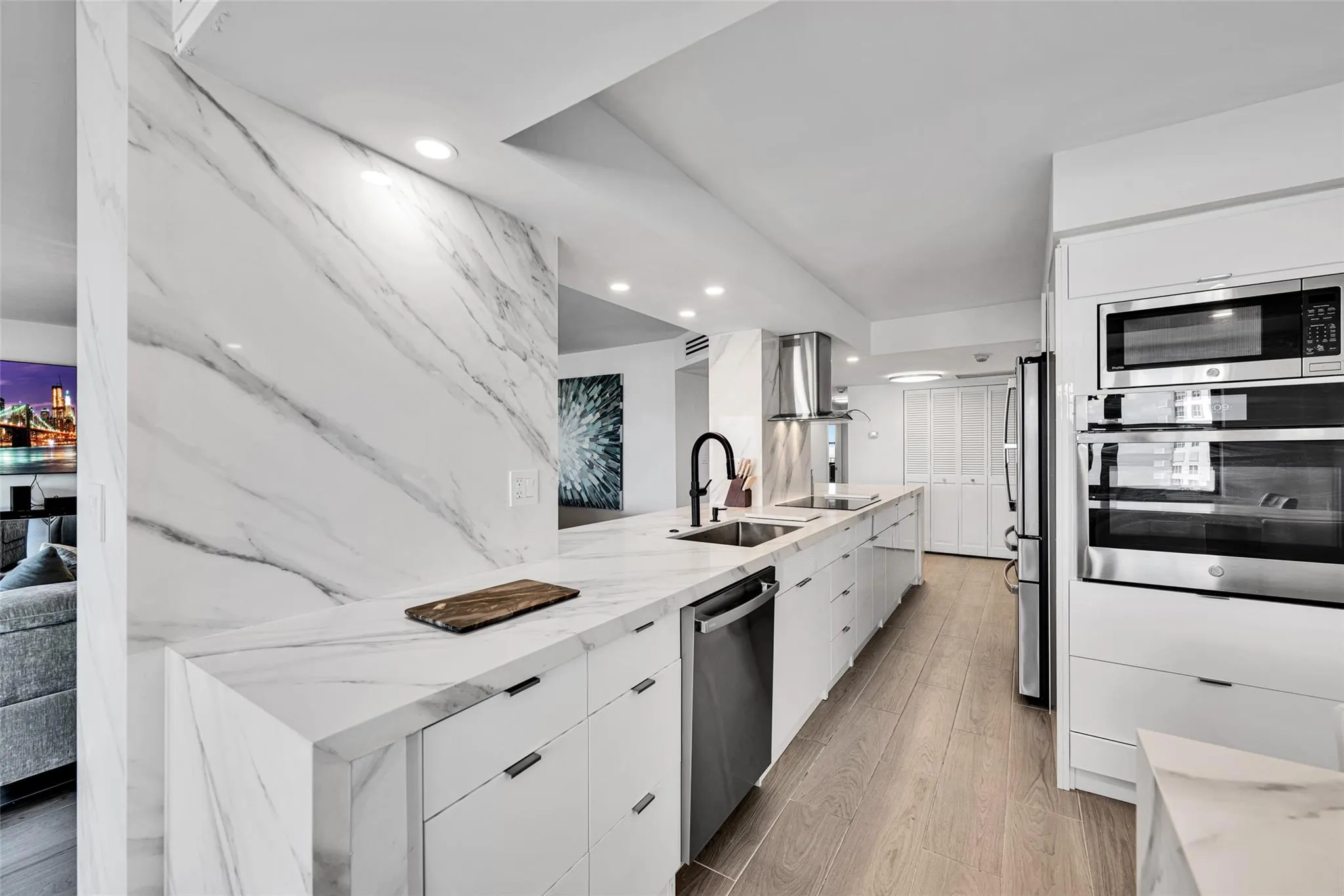 5100 N Ocean Blvd, #1016
