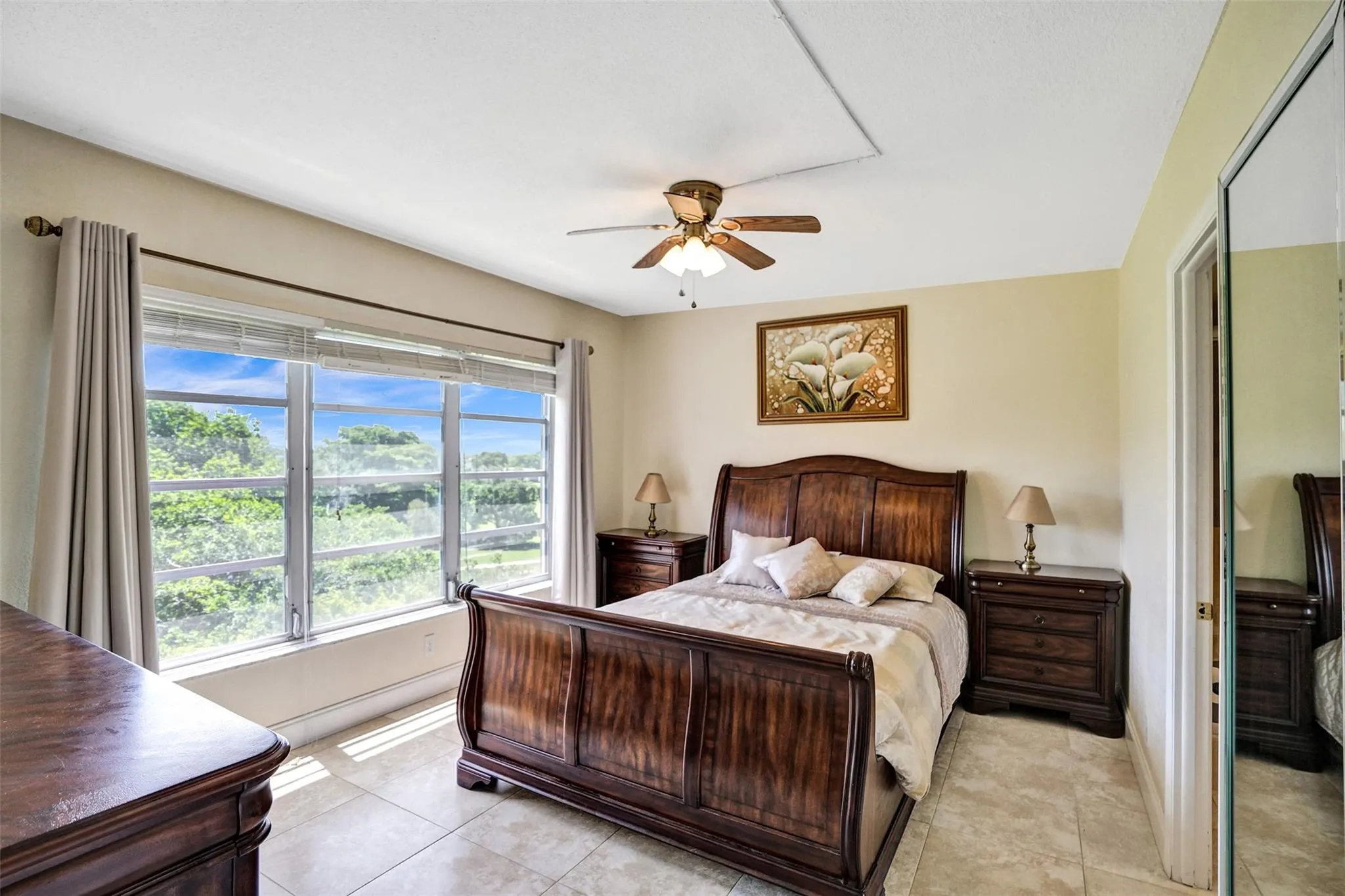 3250 N Palm Aire Dr, #607