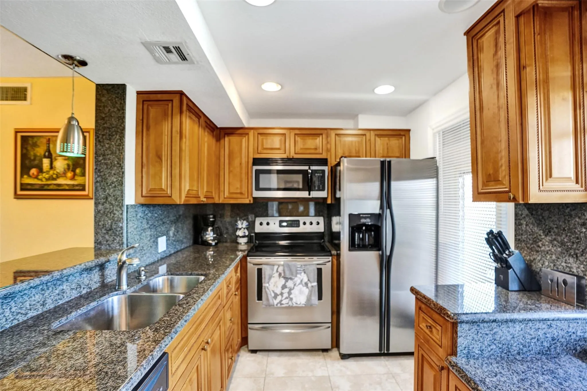 3250 N Palm Aire Dr, #607