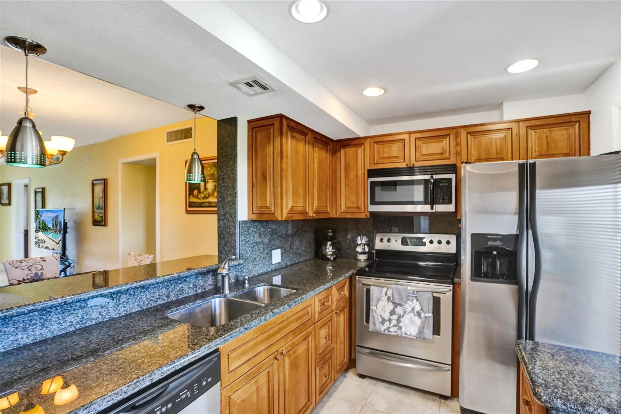 3250 N Palm Aire Dr, #607