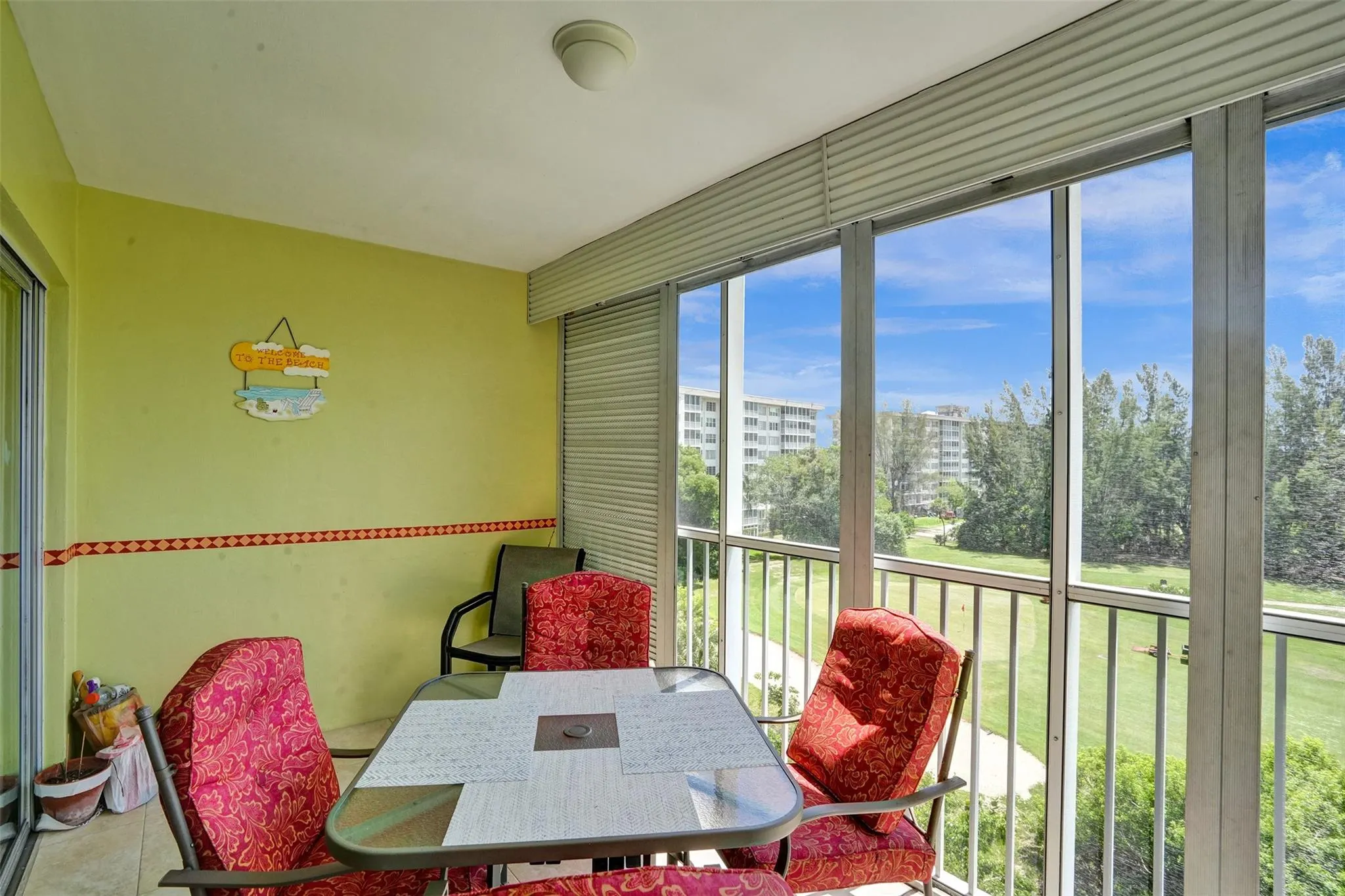 3250 N Palm Aire Dr, #607